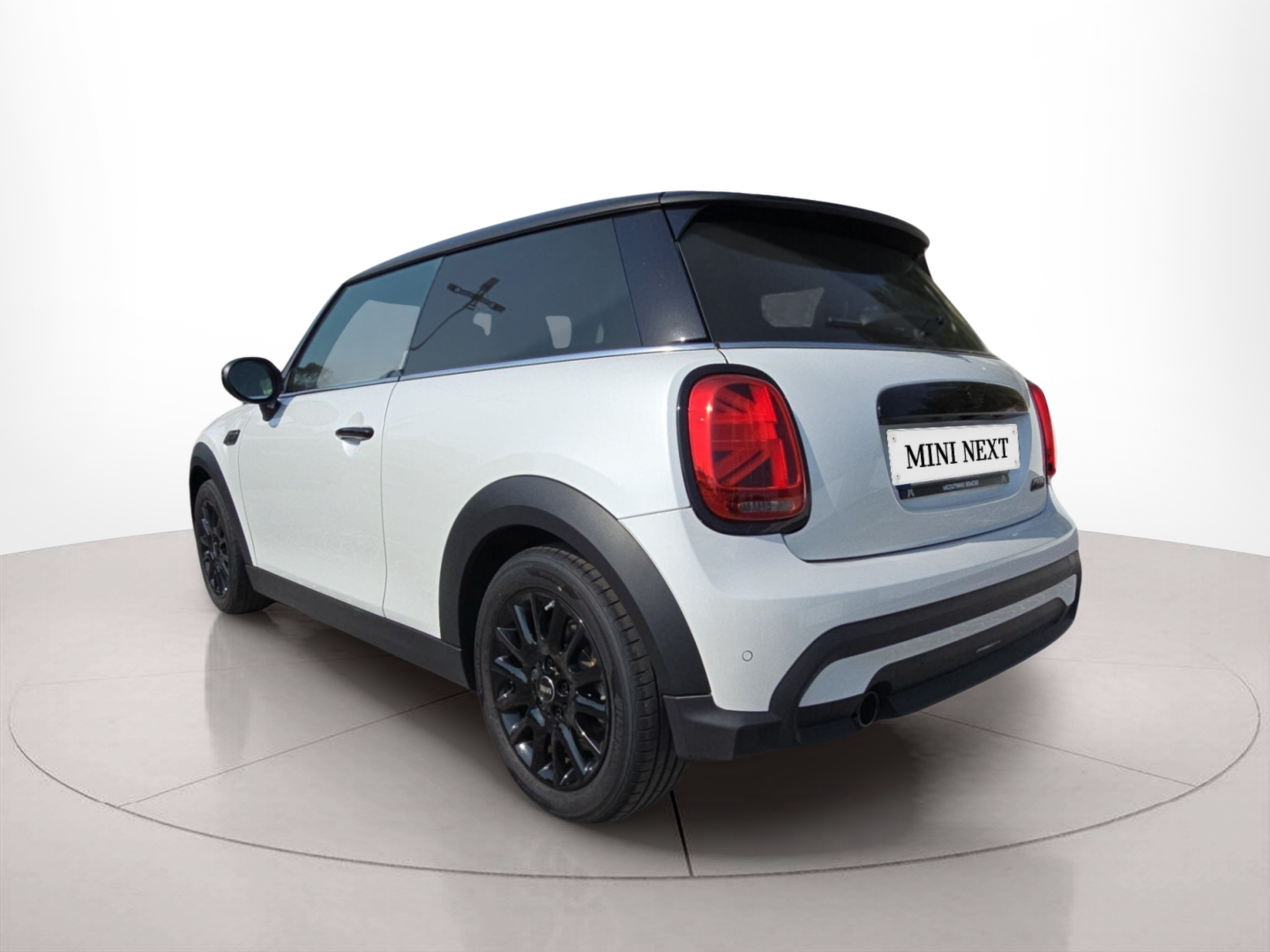 fotoG 11 del MINI MINI 3 Portas Cooper 100 kW (136 CV) 136cv Gasolina de 2024 em Bragança