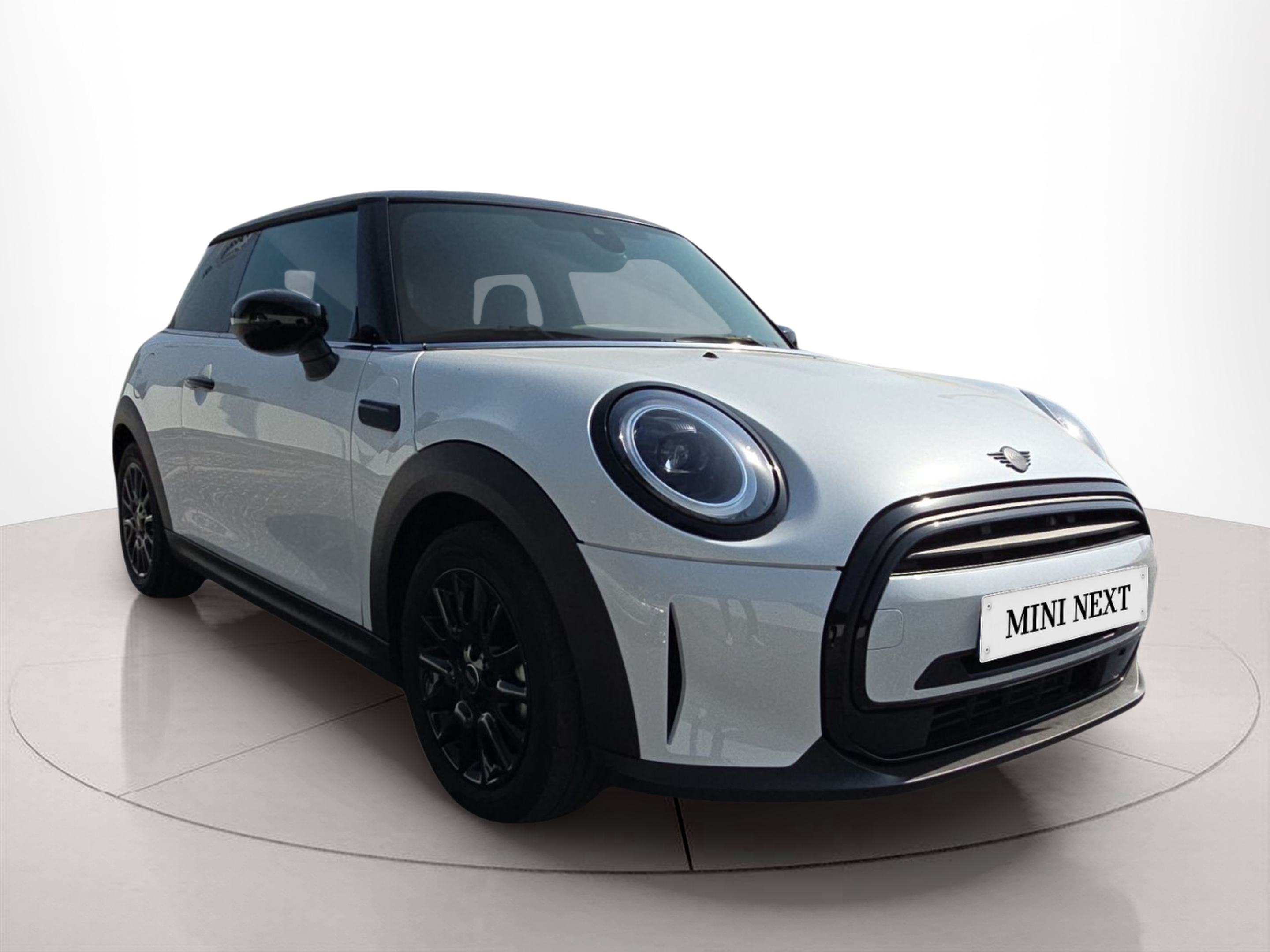 fotoG 5 del MINI MINI 3 Portas Cooper 100 kW (136 CV) 136cv Gasolina de 2024 em Bragança