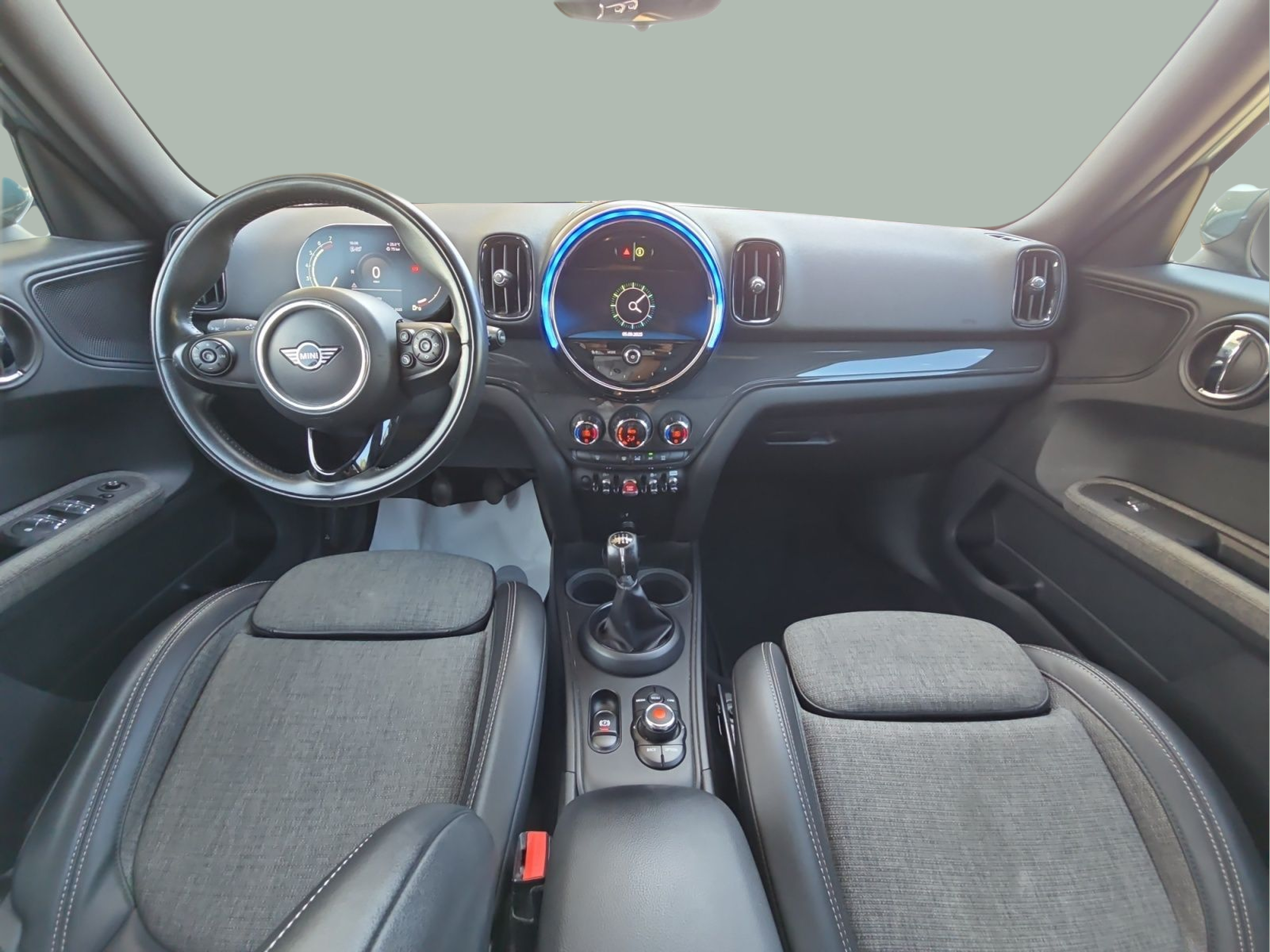 fotoG 6 del MINI MINI Countryman One 75 kW (102 CV) 102cv Gasolina de 2020 em Bragança