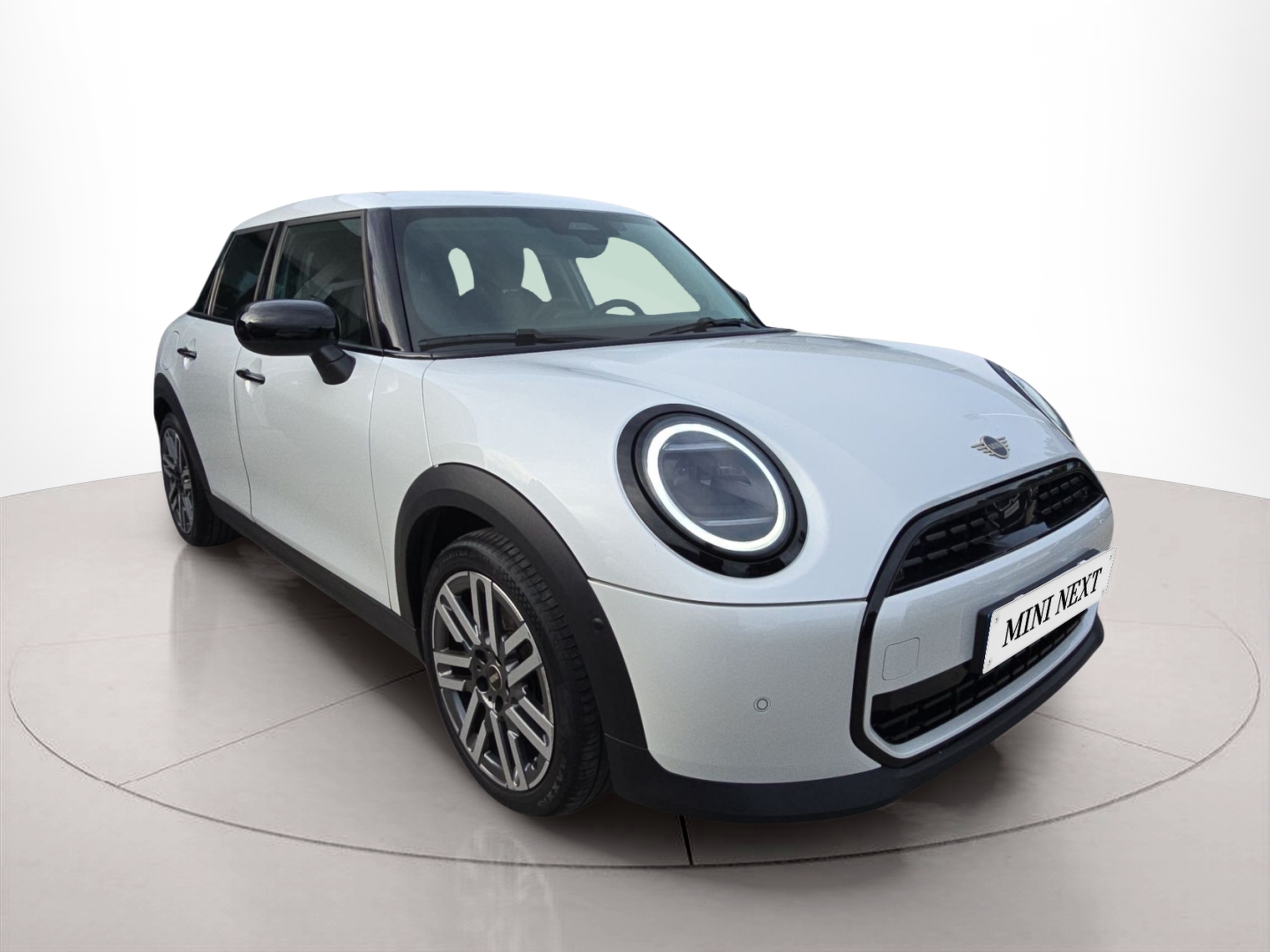 fotoG 5 del MINI MINI 5 Portas Cooper 115 kW (156 CV) 156cv Gasolina de 2025 em Bragança