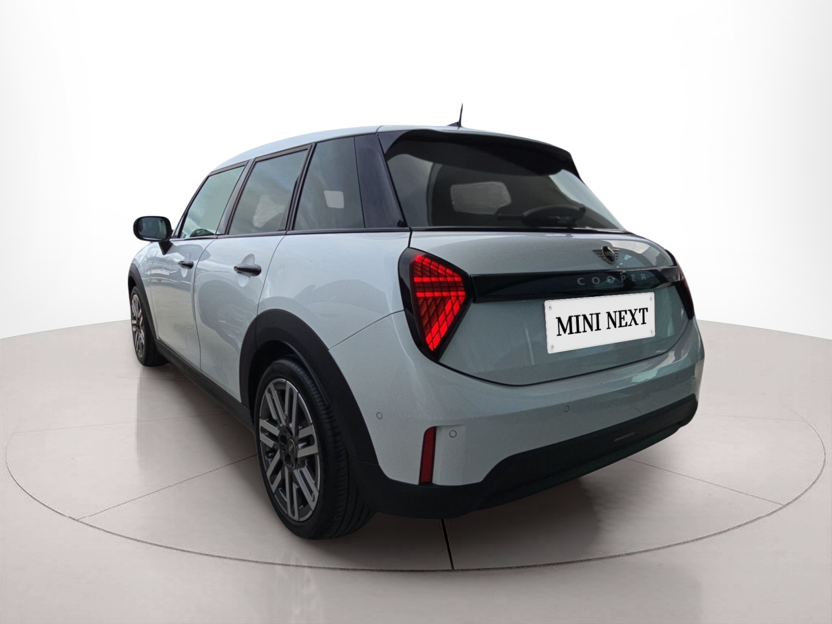 fotoG 10 del MINI MINI 5 Portas Cooper 115 kW (156 CV) 156cv Gasolina de 2025 em Bragança