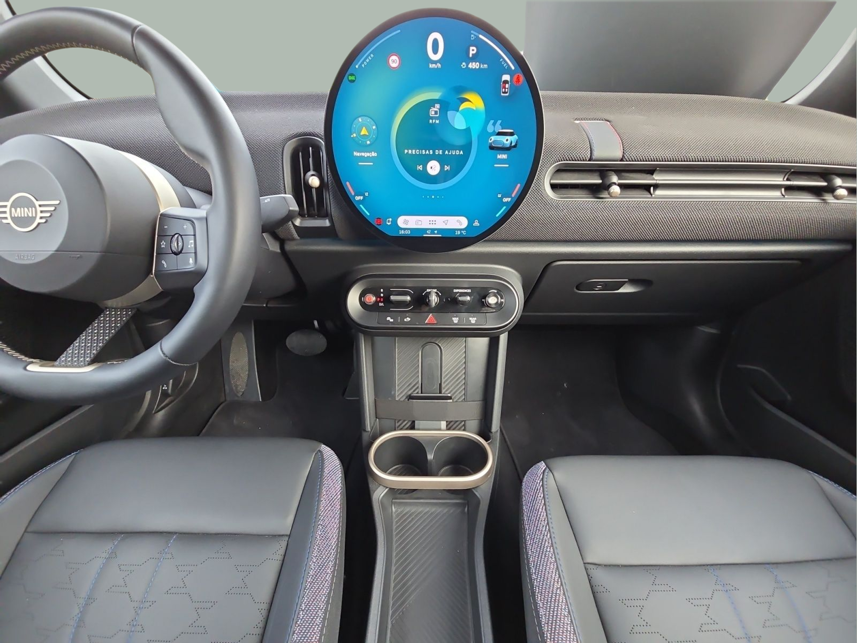 fotoG 12 del MINI MINI Cabrio Cooper 120 kW (163 CV) 163cv Gasolina de 2025 em Bragança