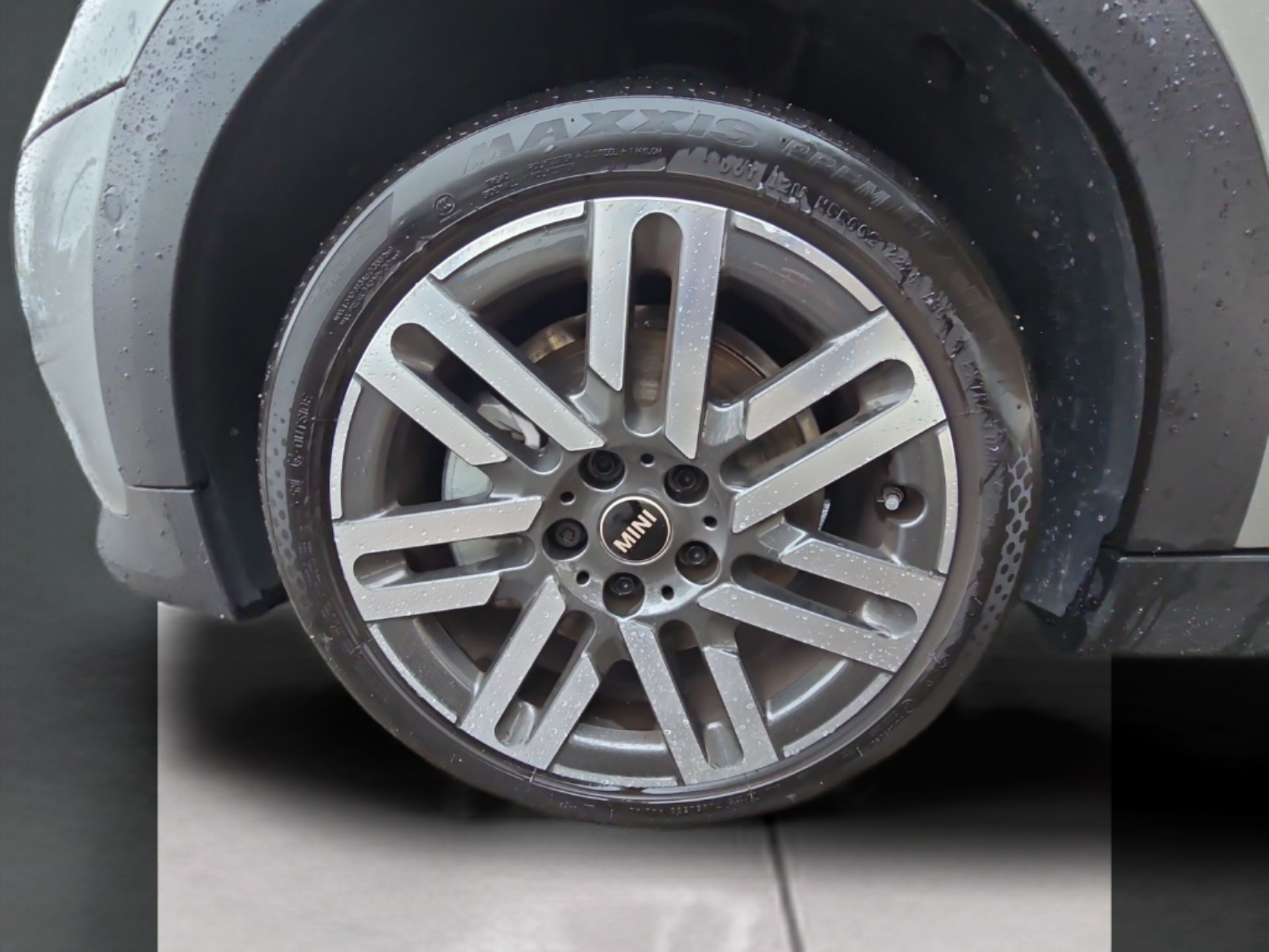 fotoG 16 del MINI MINI 5 Portas Cooper 115 kW (156 CV) 156cv Gasolina de 2025 em Bragança