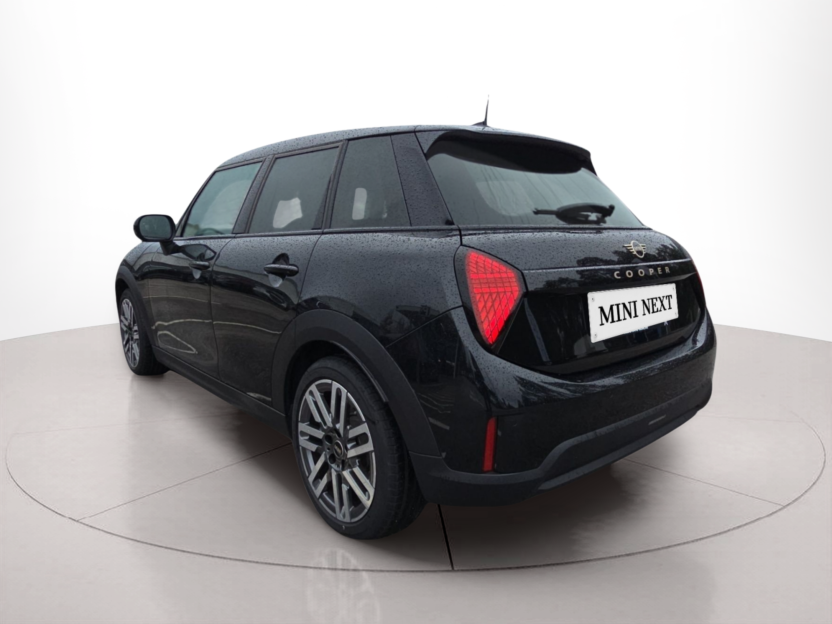 fotoG 10 del MINI MINI 5 Portas Cooper 115 kW (156 CV) 156cv Gasolina de 2025 em Bragança