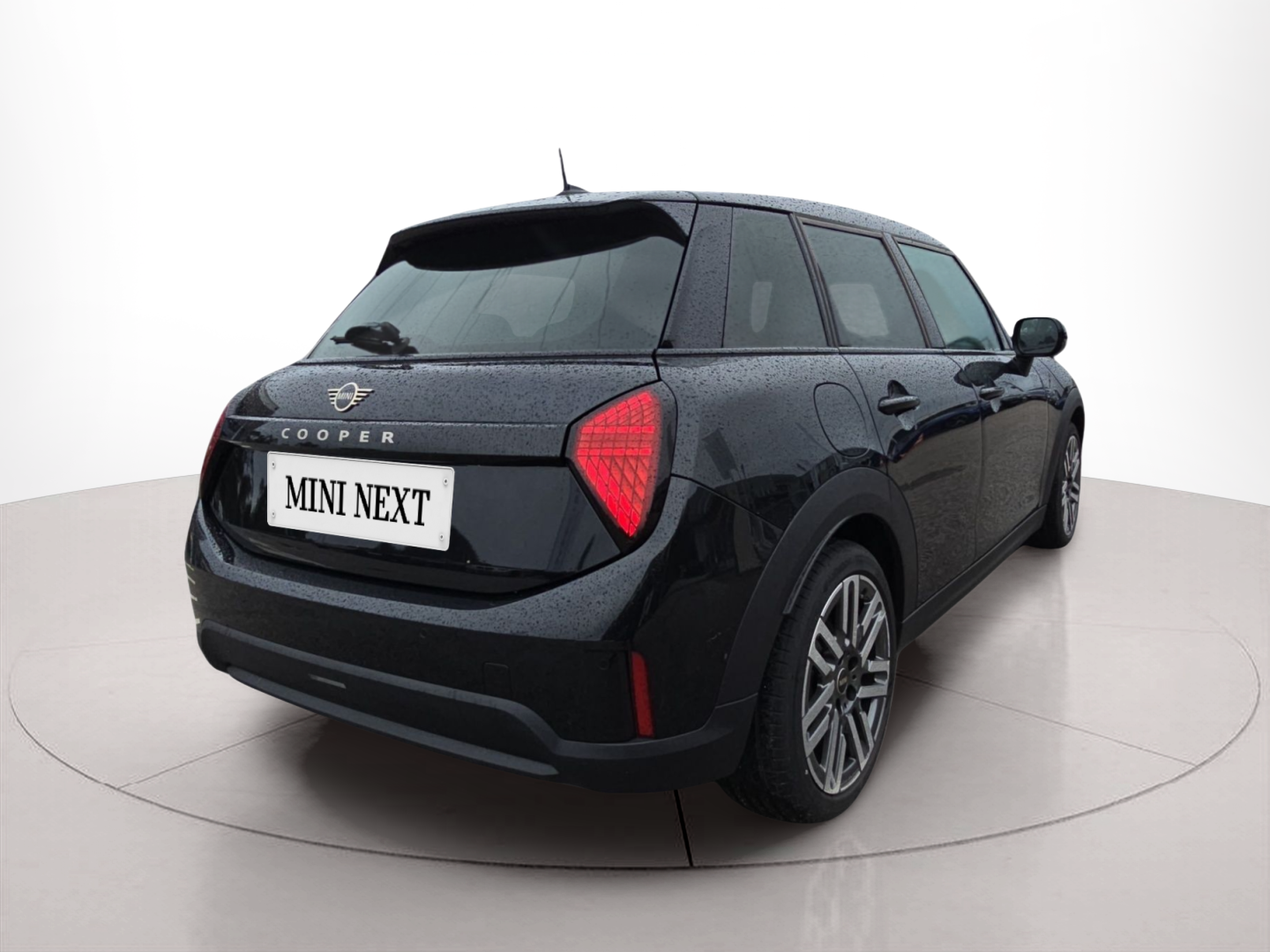 fotoG 3 del MINI MINI 5 Portas Cooper 115 kW (156 CV) 156cv Gasolina de 2025 em Bragança