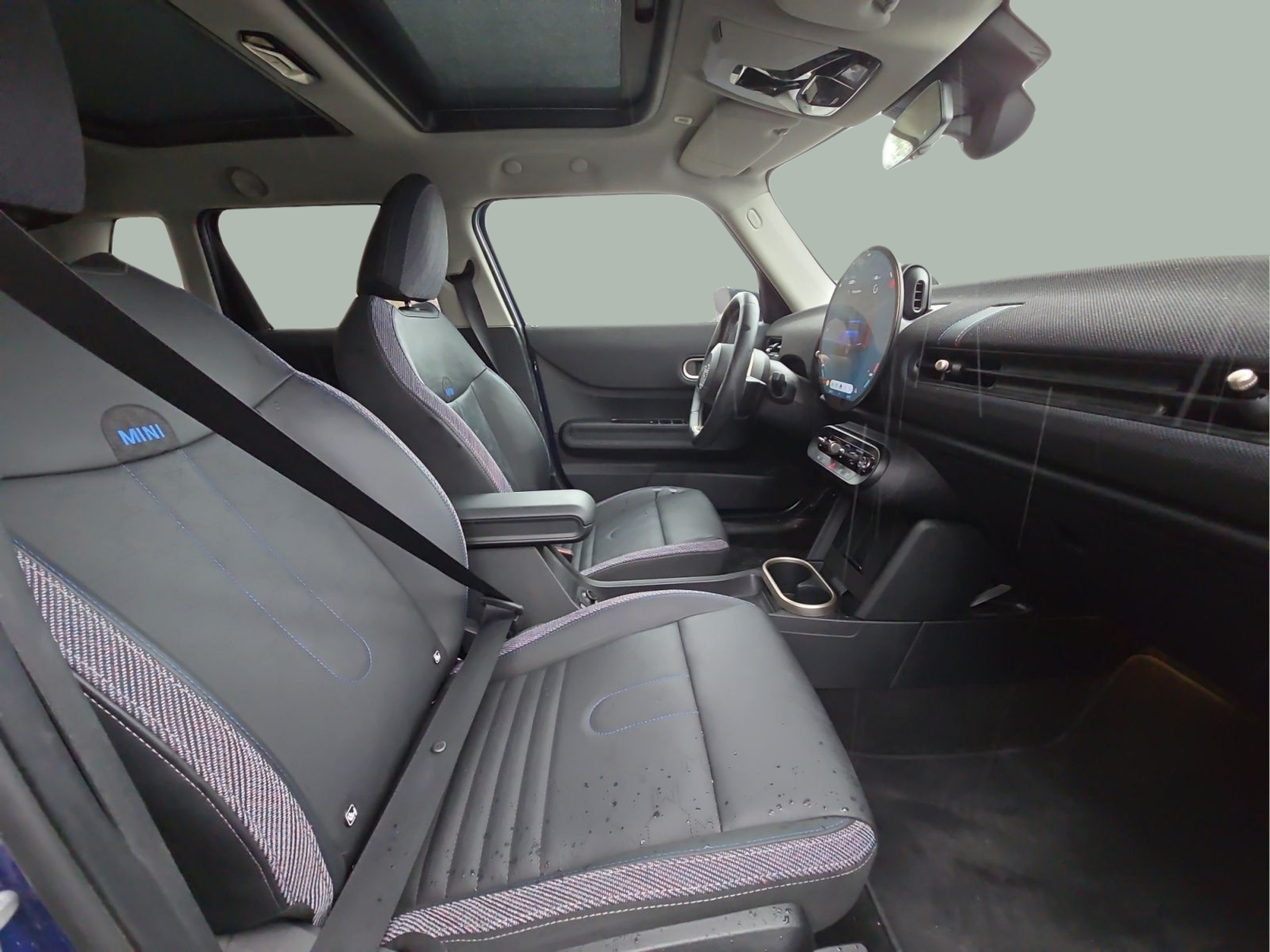 fotoG 7 del MINI MINI 5 Portas Cooper 115 kW (156 CV) 156cv Gasolina de 2025 em Bragança