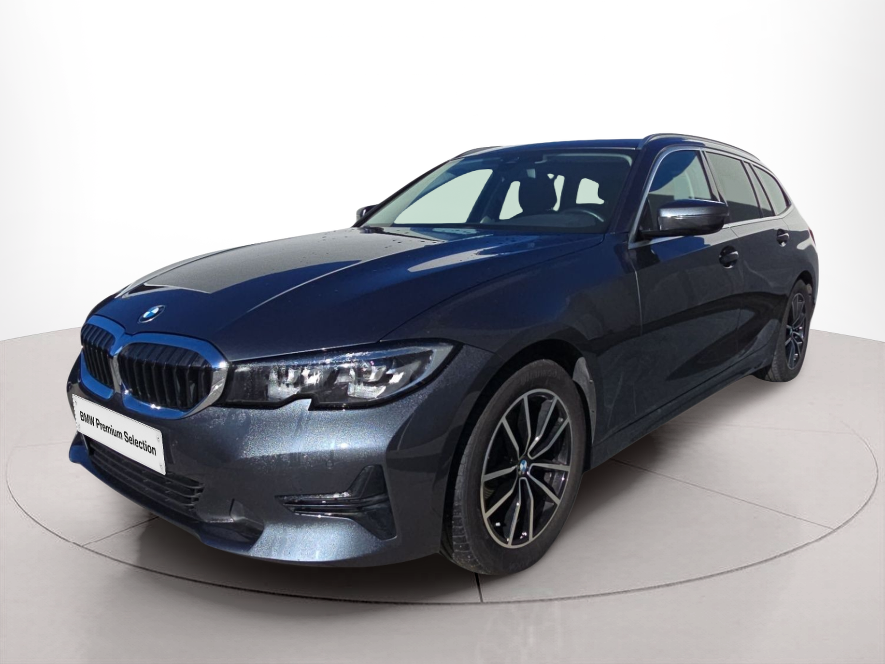 Fotos de BMW Série 3 320d Touring color Gris. Año 2019. 140KW(190CV). Diesel. En concesionario MCoutinho Bomcar Leiria de Leiria