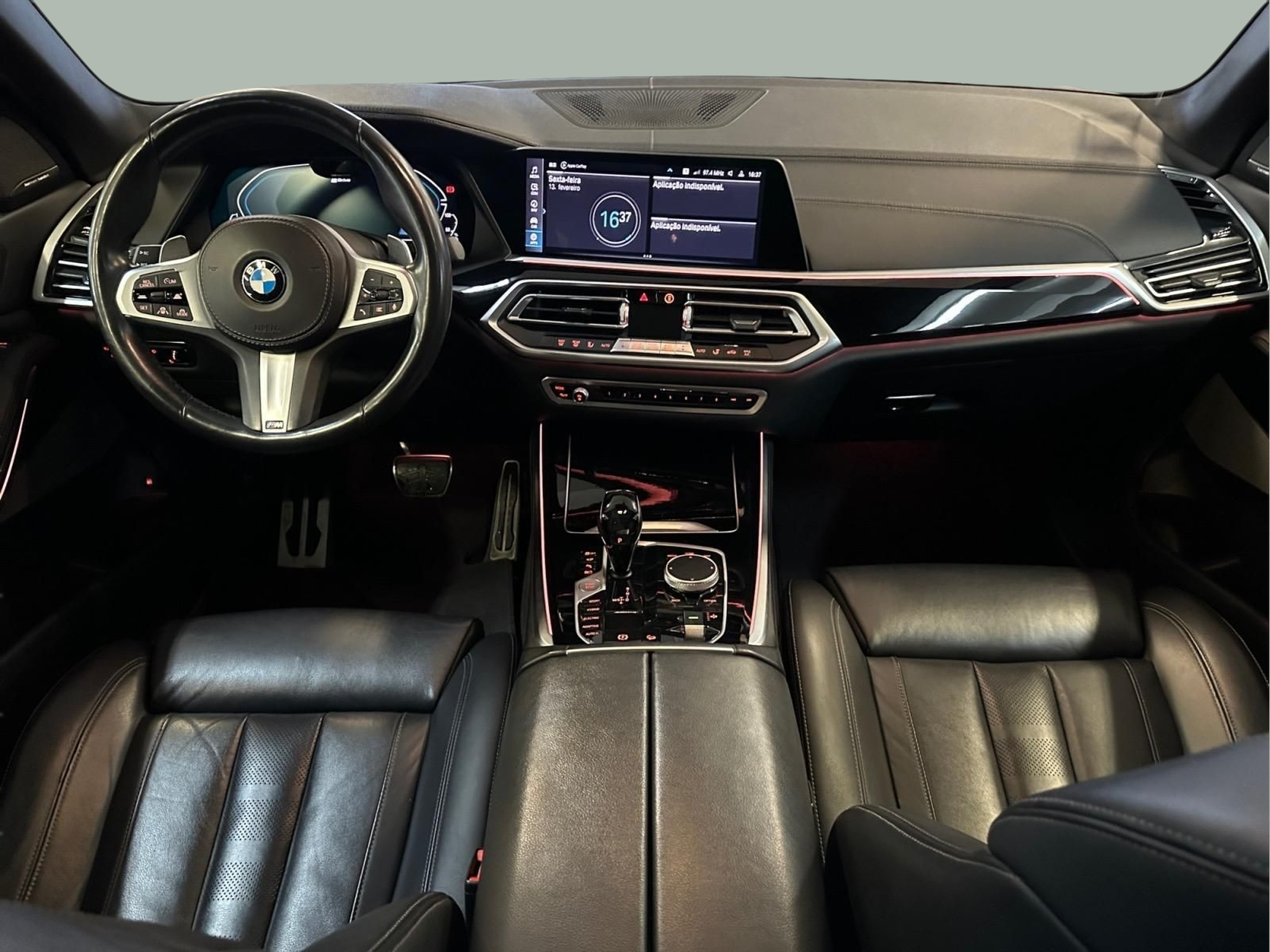 BMW X5 xDrive45e color Gris. Año 2020. 290KW(394CV). Elétrico / Gasolina Híbrido. En concesionario MCoutinho - Vila Real de Vila Real