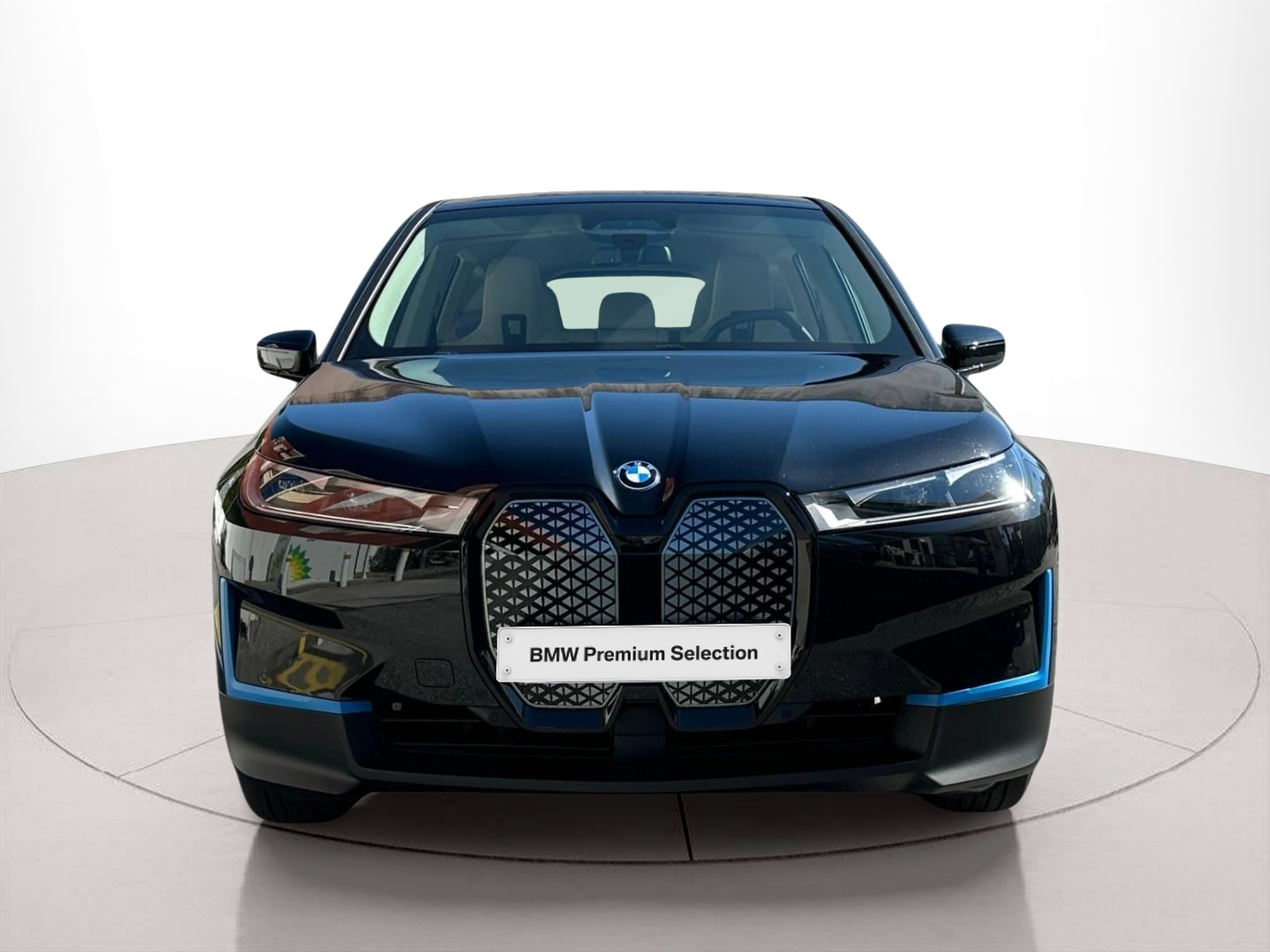 Fotos de BMW iX xDrive40 color Negro. Año 2024. 240KW(326CV). Elétrico. En concesionario MCoutinho - Viseu de Viseu