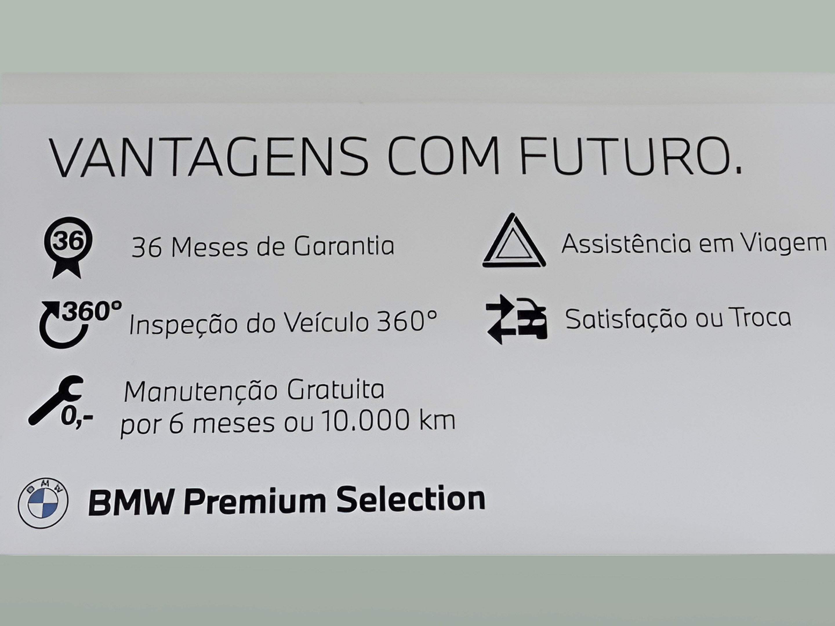 BMW Série 1 116d color Gris. Año 2023. 85KW(116CV). Diesel. En concesionario MCoutinho - Viseu de Viseu