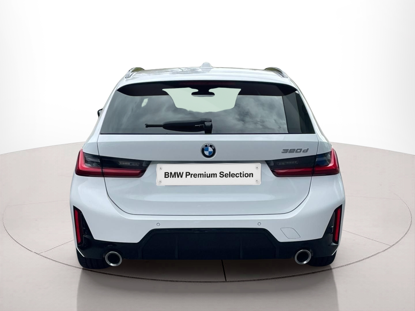 BMW Série 3 320d Touring color Blanco. Año 2023. 140KW(190CV). Diesel. En concesionario MCoutinho - Viseu de Viseu