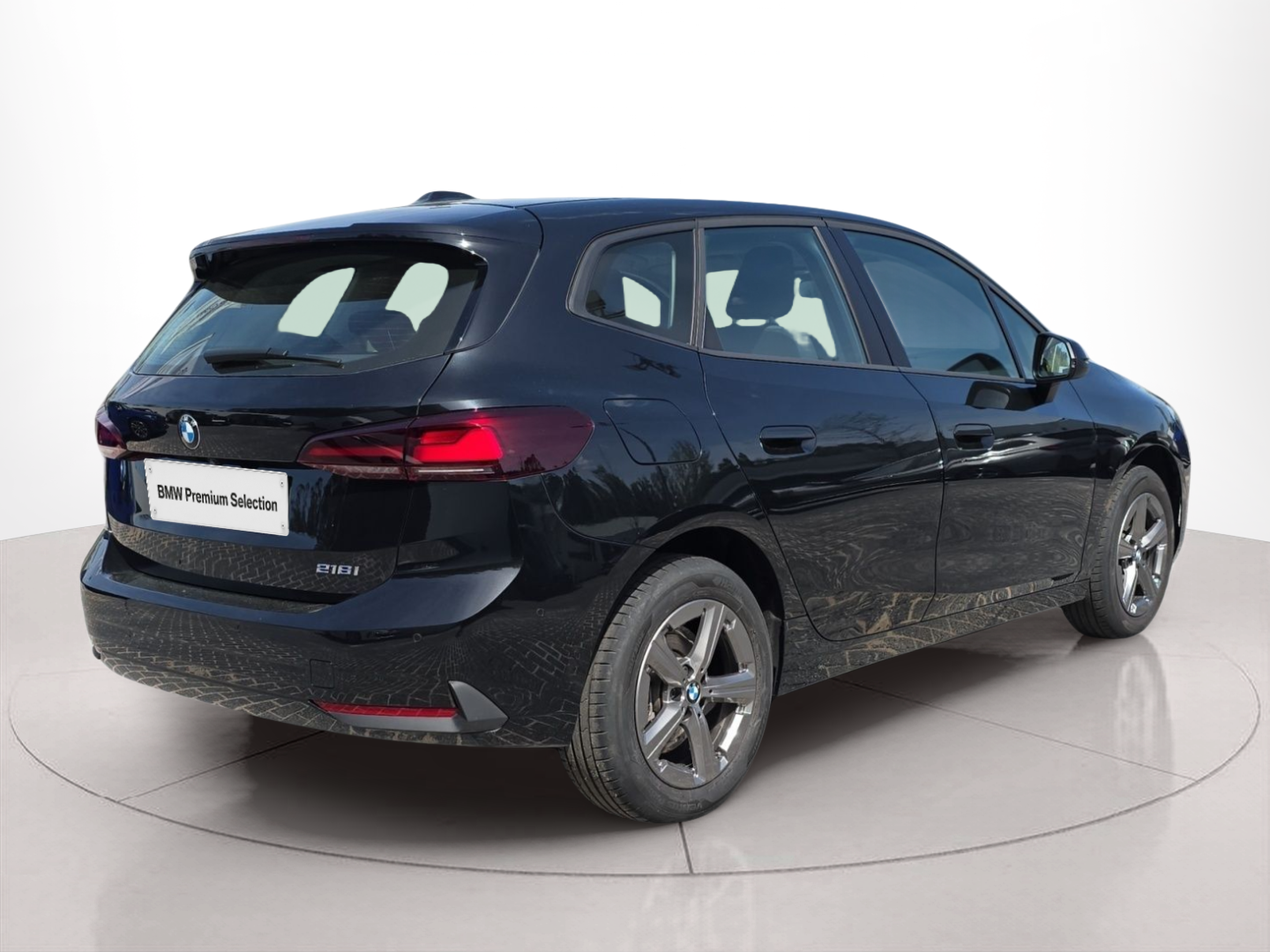 BMW Série 2 216i Active Tourer color Negro. Año 2023. 90KW(122CV). Gasolina. En concesionario MCoutinho Bomcar Coimbra de Coimbra