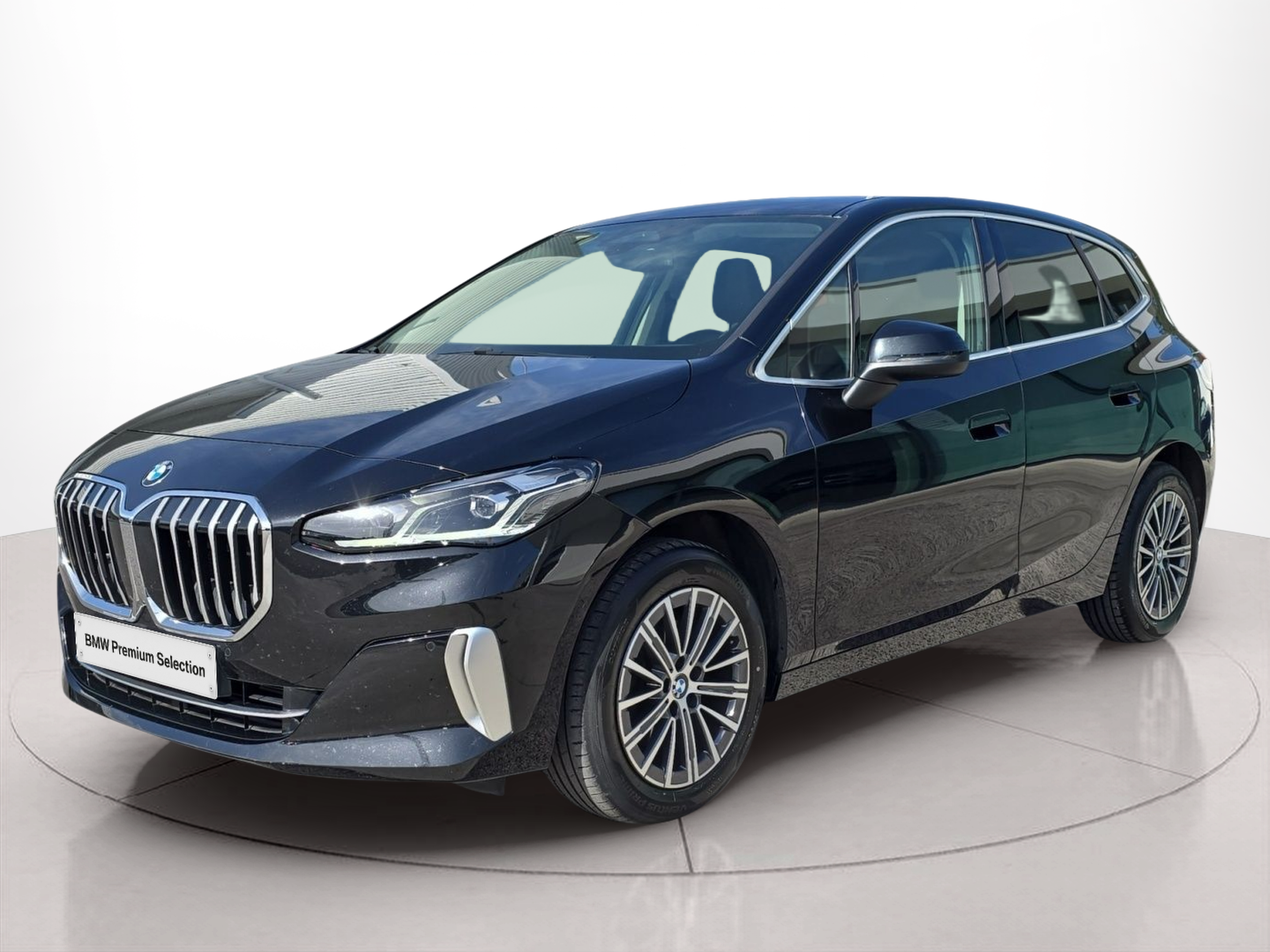 Fotos de BMW Série 2 218d Active Tourer color Negro. Año 2022. 110KW(150CV). Diesel. En concesionario MCoutinho Bomcar Leiria de Leiria