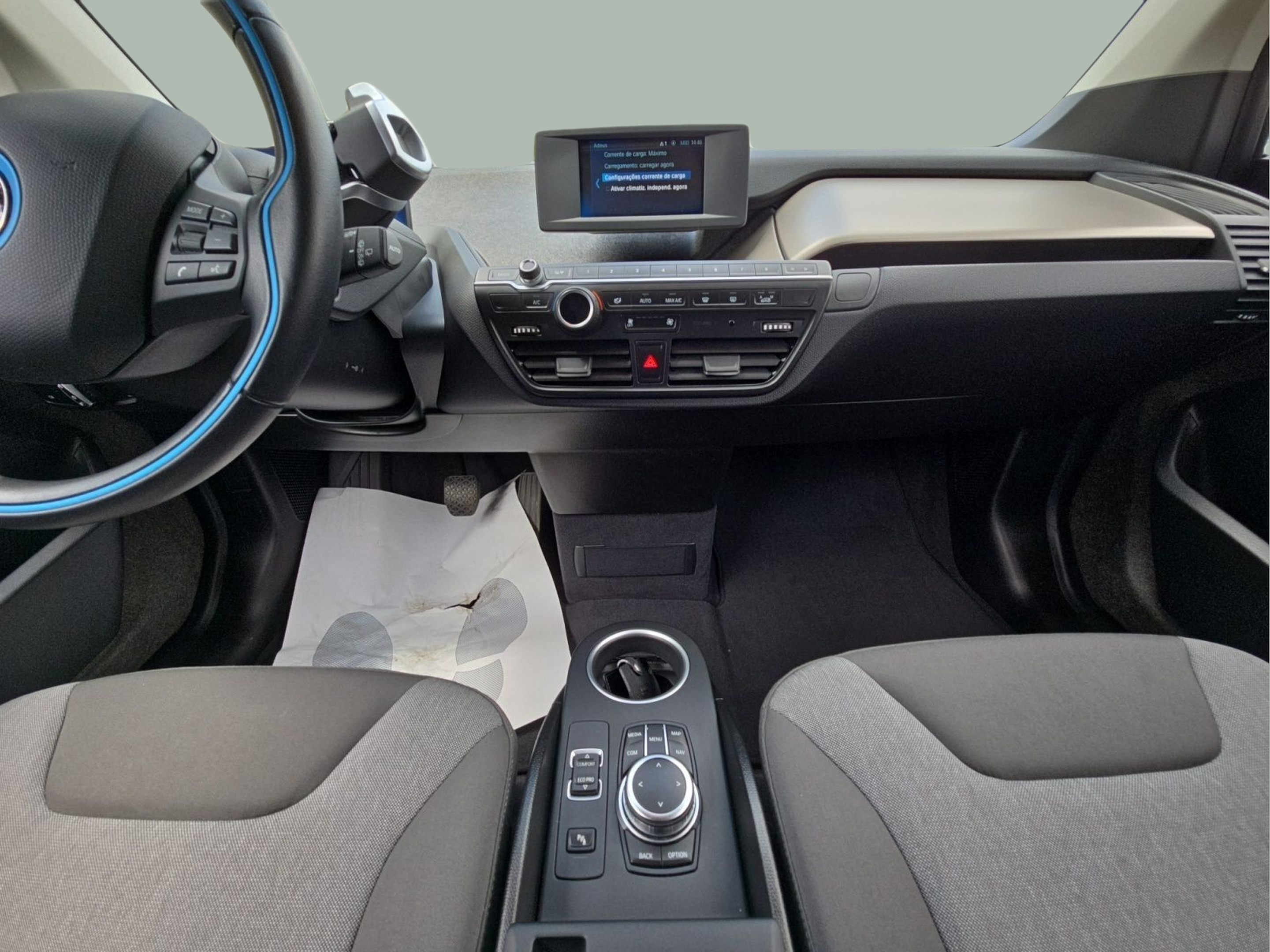 BMW i3 i3 120Ah color Gris. Año 2022. 125KW(170CV). Elétrico. En concesionario MCoutinho Bomcar Coimbra de Coimbra