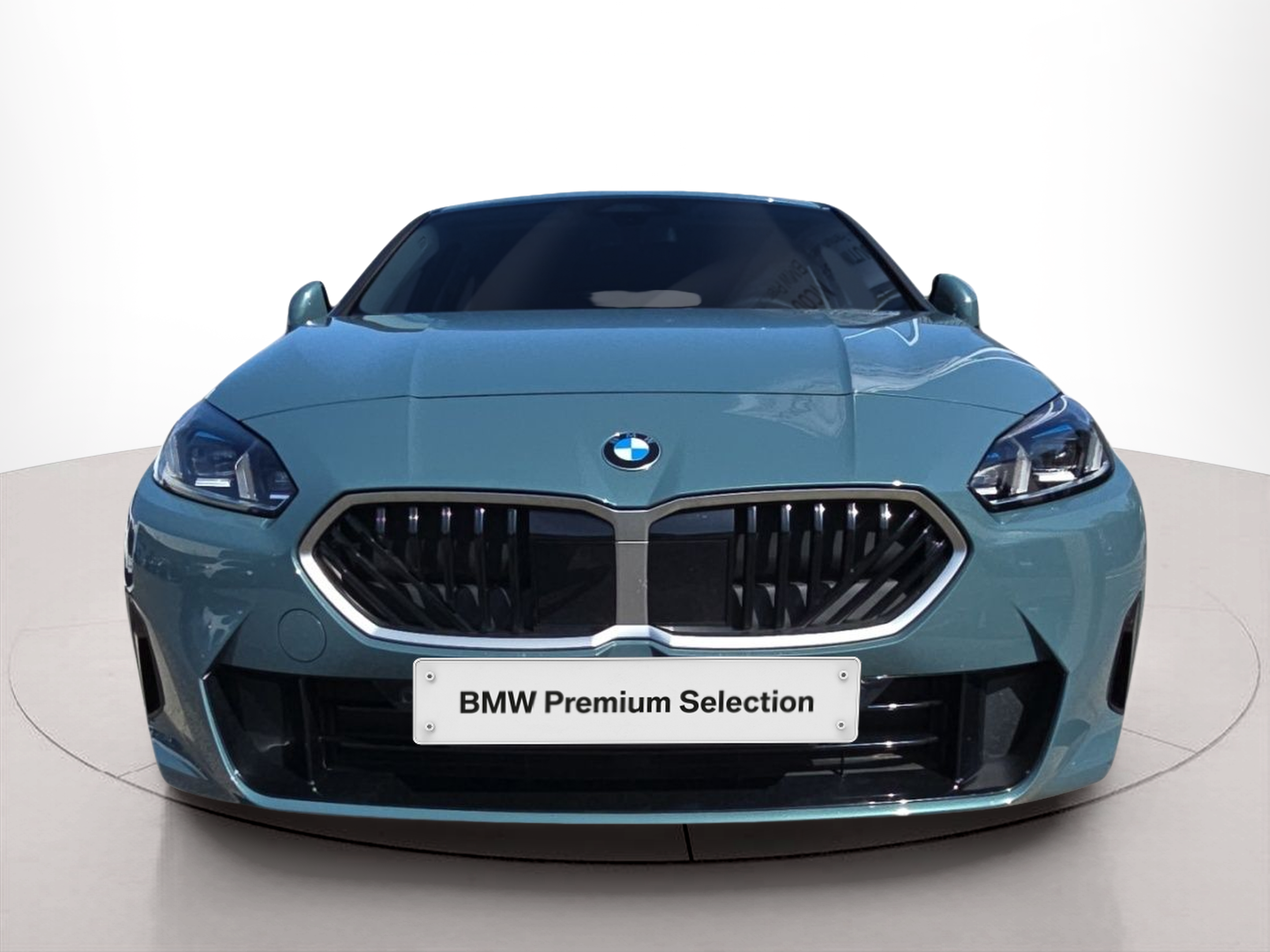 Fotos de BMW Série 1 120 color Verde. Año 2024. 125KW(170CV). Gasolina. En concesionario MCoutinho Bomcar Leiria de Leiria
