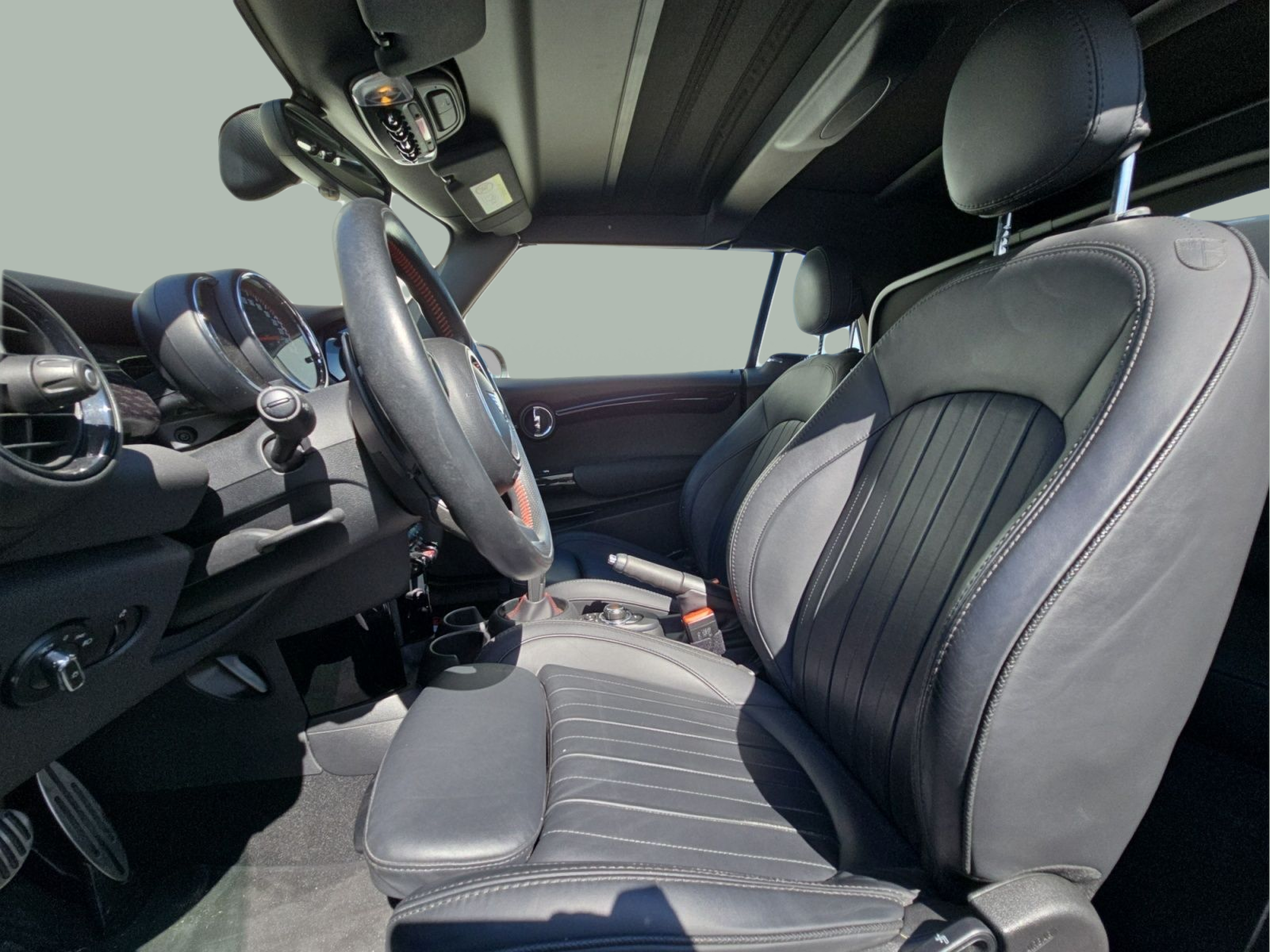 fotoG 11 del MINI MINI Cabrio John Cooper Works 170 kW (231 CV) 231cv Gasolina de 2019 em Bragança