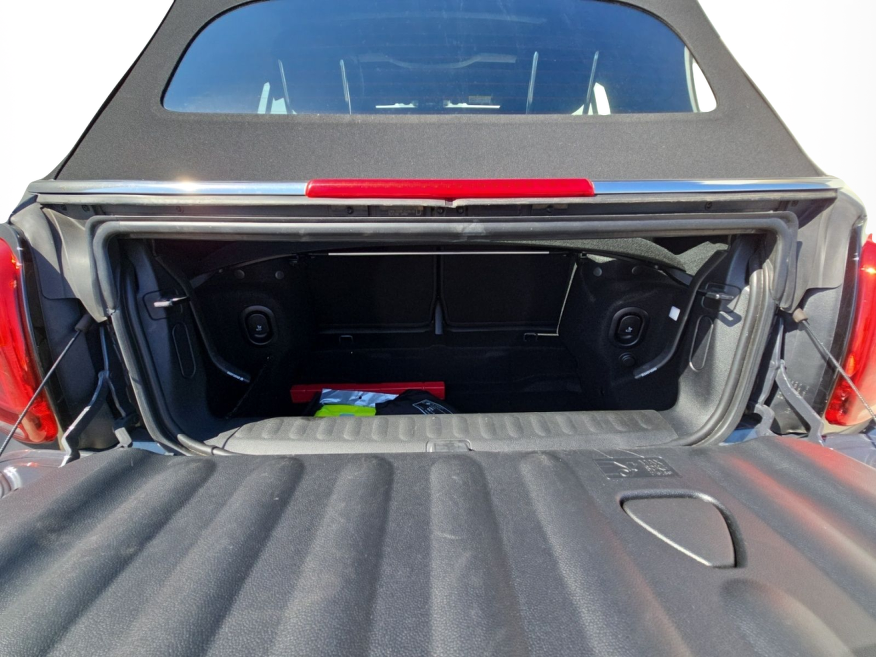 fotoG 16 del MINI MINI Cabrio John Cooper Works 170 kW (231 CV) 231cv Gasolina de 2019 em Bragança