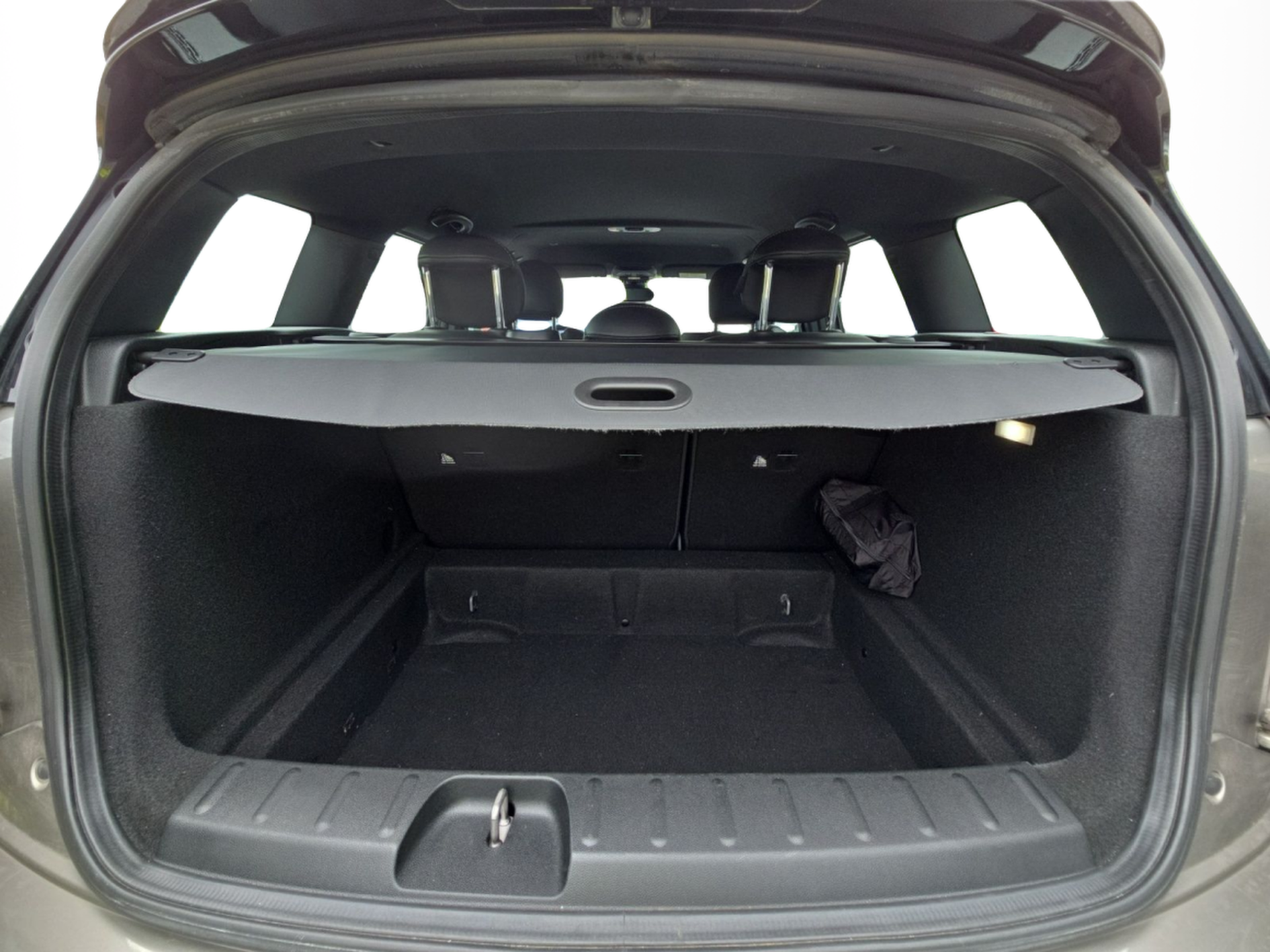 fotoG 17 del MINI MINI Clubman Cooper D 110 kW (150 CV) 150cv Diesel de 2021 em Bragança