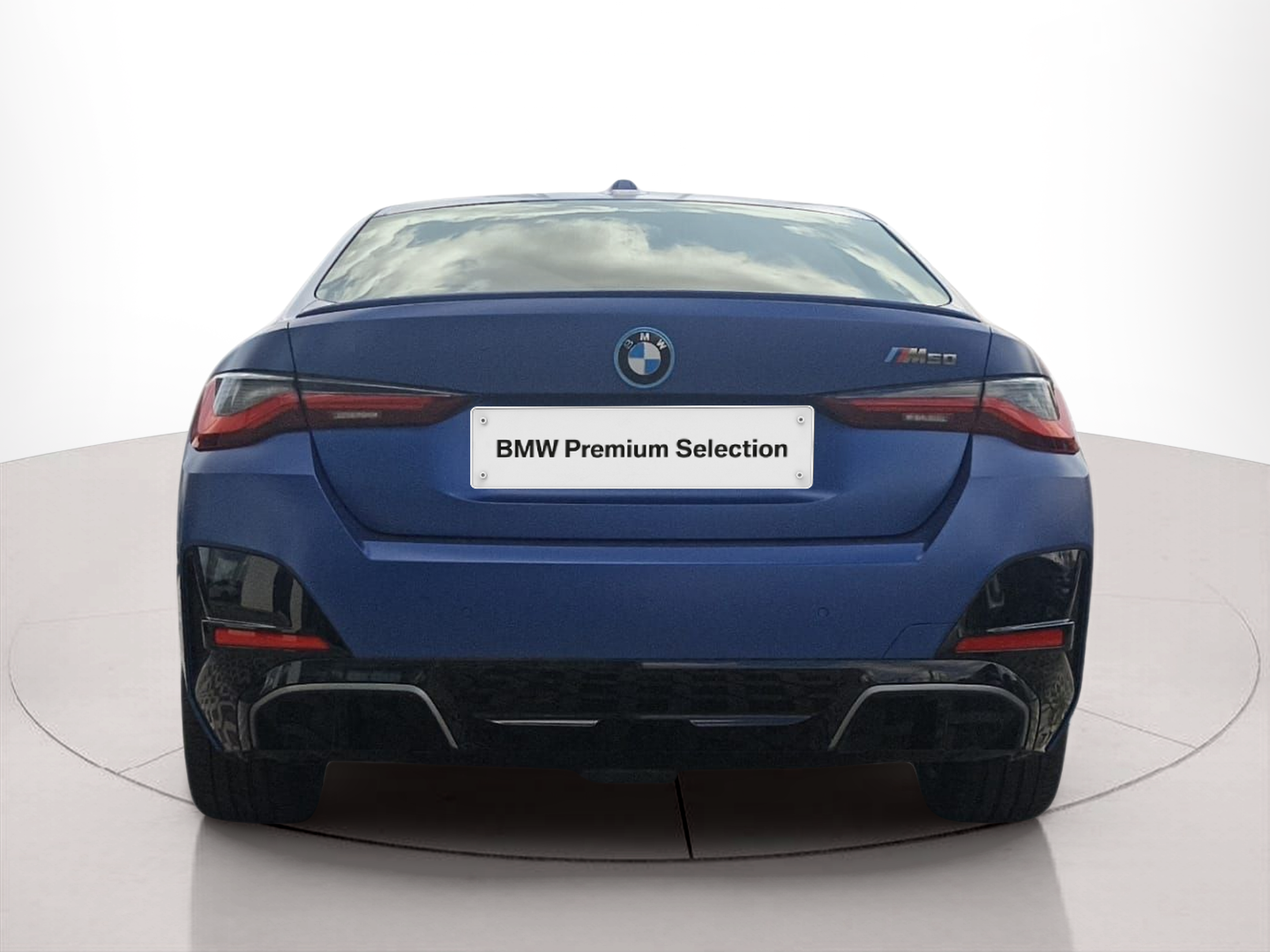 BMW i4 i4 M50 color Azul. Año 2023. 400KW(544CV). Elétrico. En concesionario MCoutinho - Bragança de Bragança