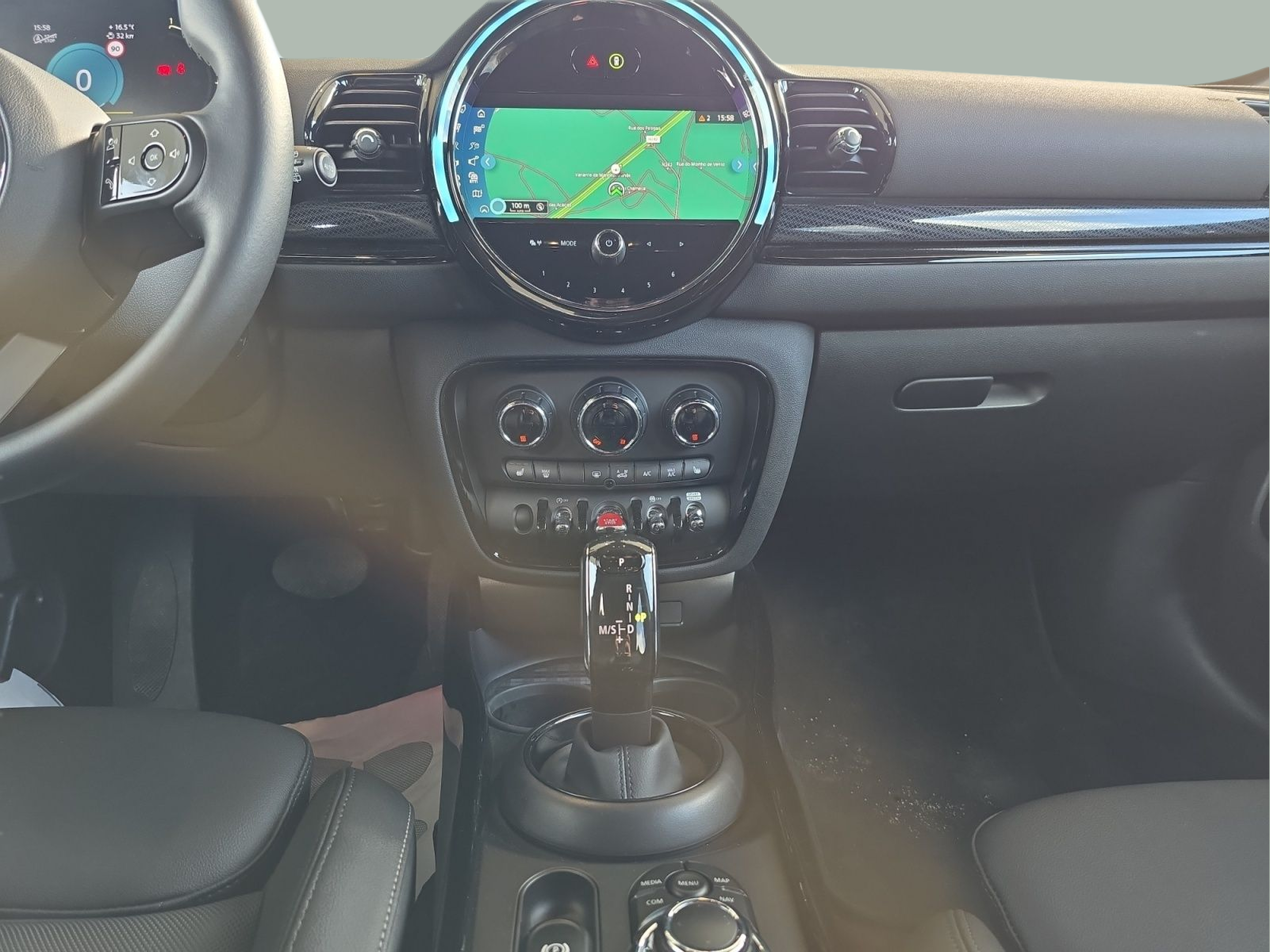 fotoG 13 del MINI MINI Clubman Cooper D 110 kW (150 CV) 150cv Diesel de 2023 em Bragança