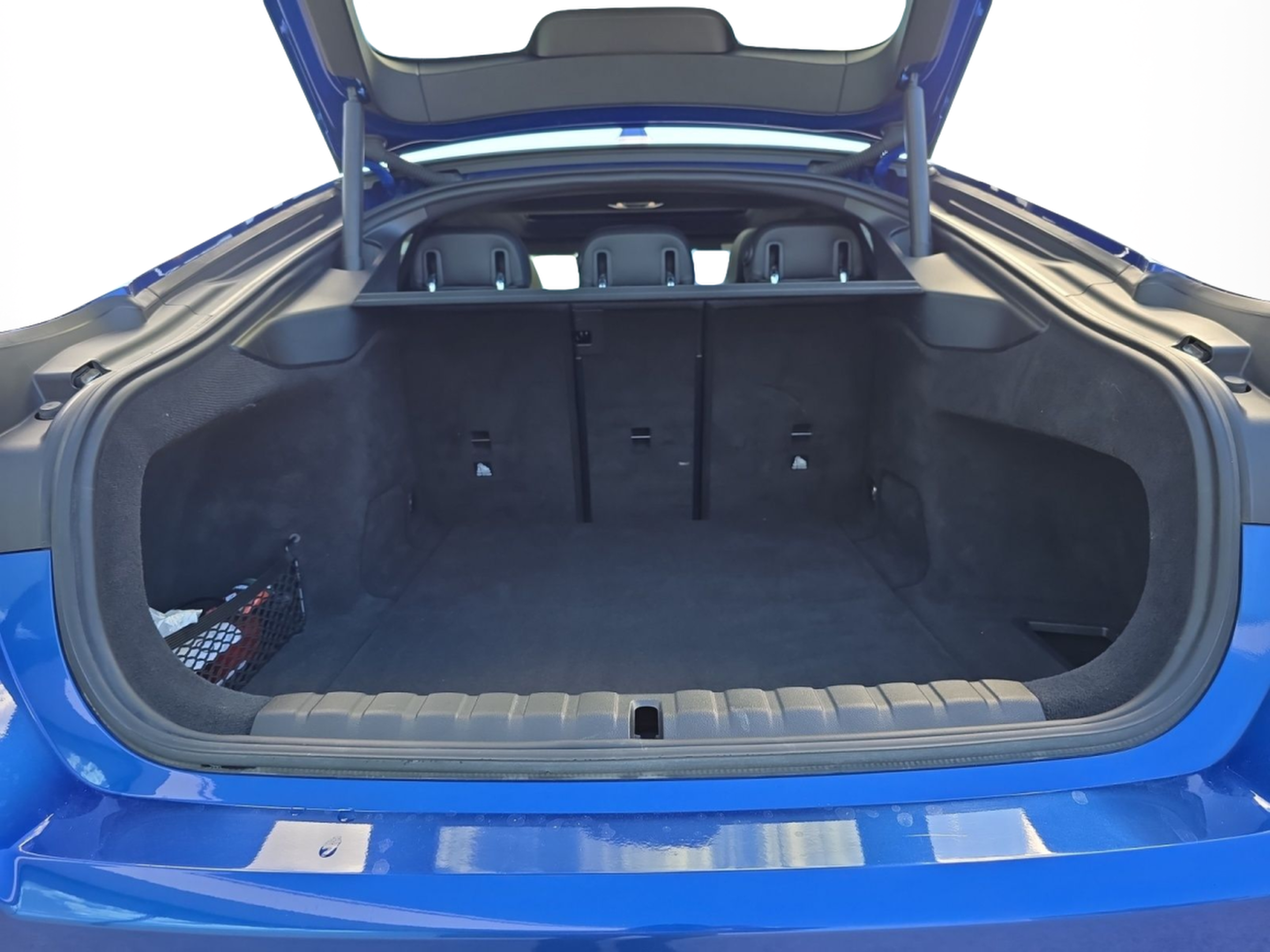 BMW i4 i4 M50 color Azul. Año 2023. 400KW(544CV). Elétrico. En concesionario MCoutinho Bomcar Coimbra de Coimbra