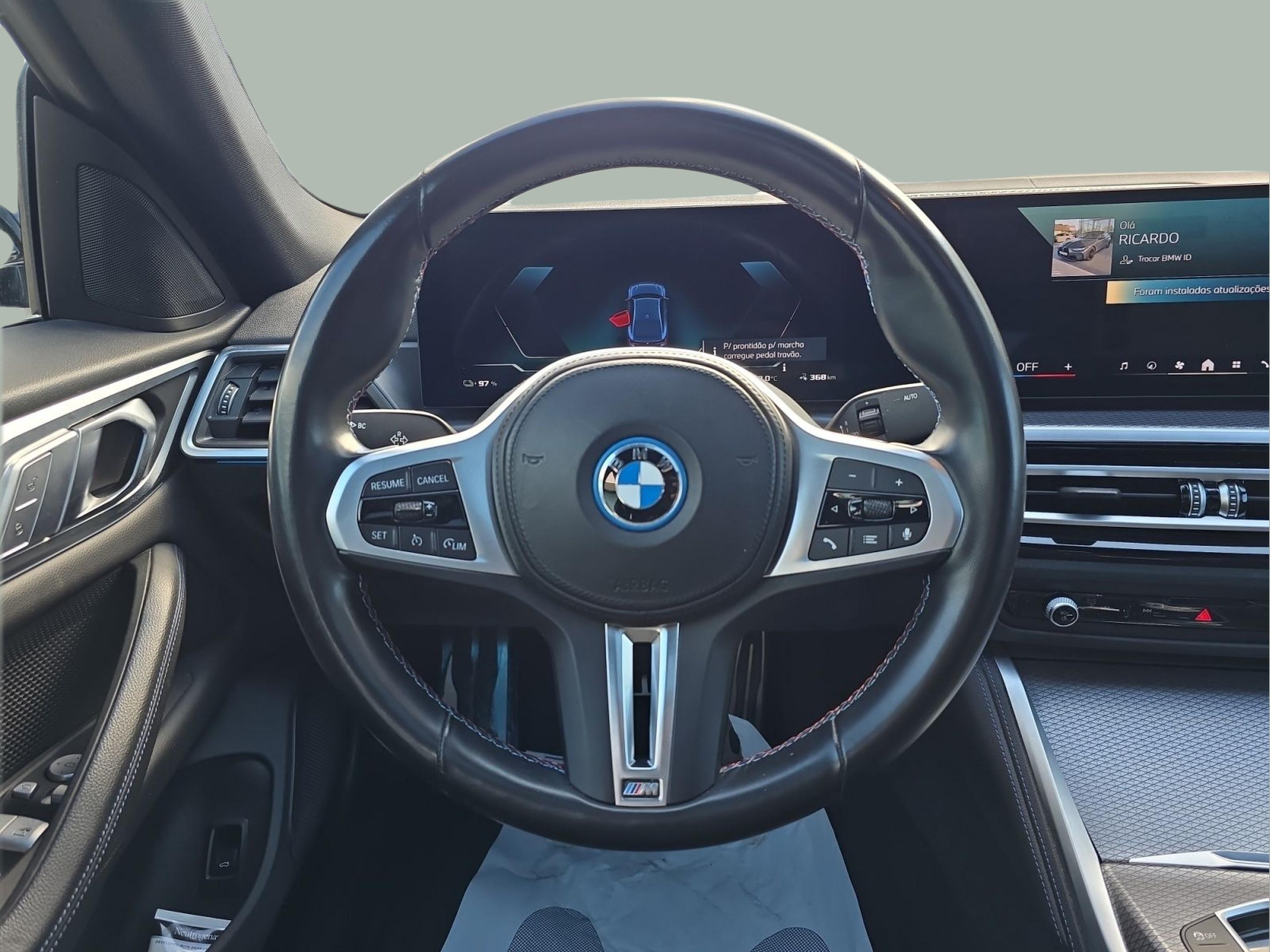 BMW i4 i4 M50 color Azul. Año 2023. 400KW(544CV). Elétrico. En concesionario MCoutinho Bomcar Coimbra de Coimbra