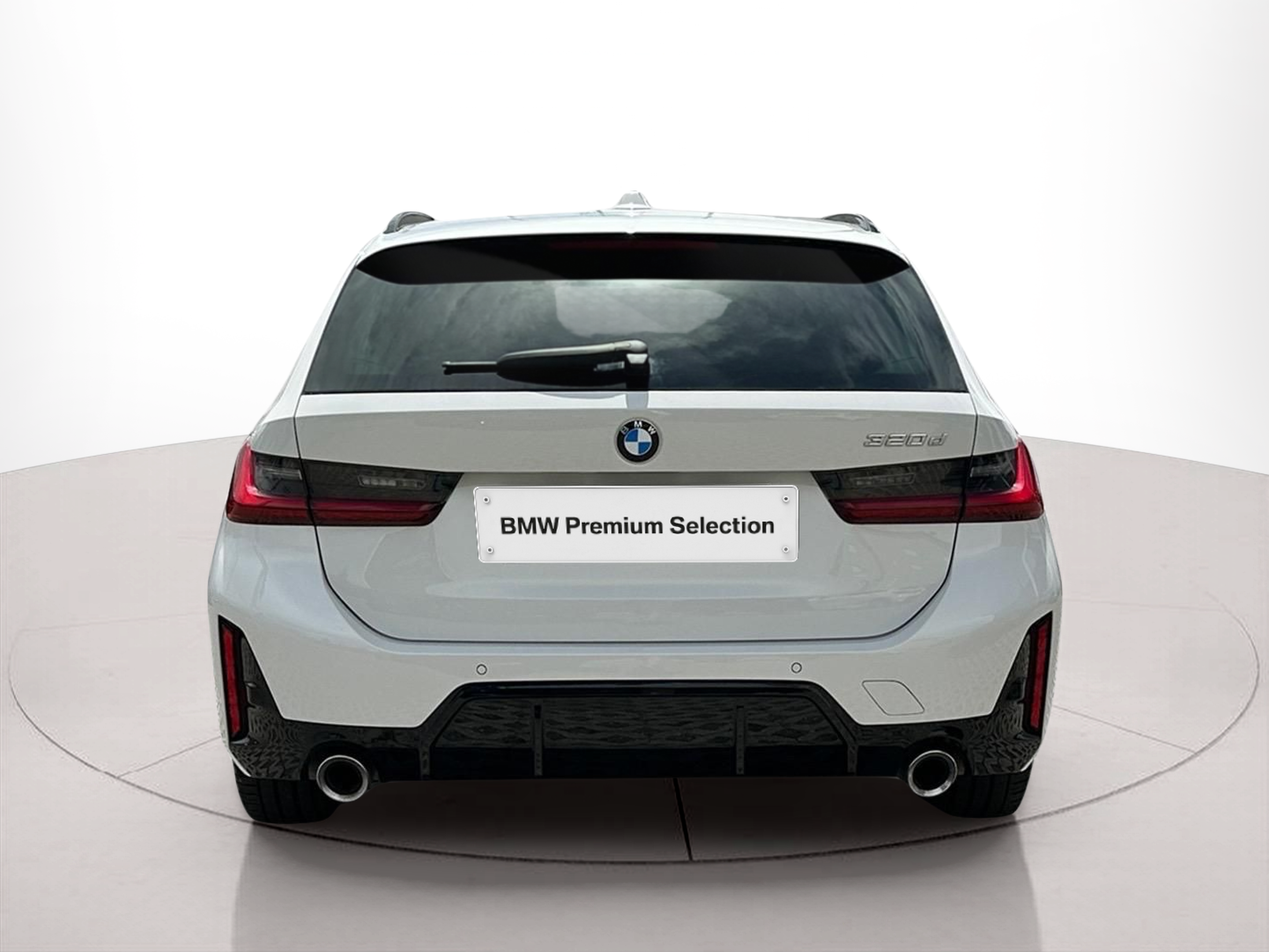 BMW Série 3 320d Touring color Blanco. Año 2023. 140KW(190CV). Diesel. En concesionario MCoutinho - Bragança de Bragança