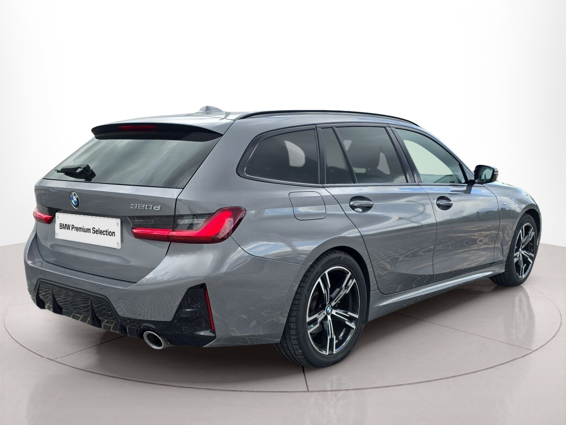 BMW Série 3 320d Touring color Gris. Año 2023. 140KW(190CV). Diesel. En concesionario MCoutinho Bomcar Coimbra de Coimbra