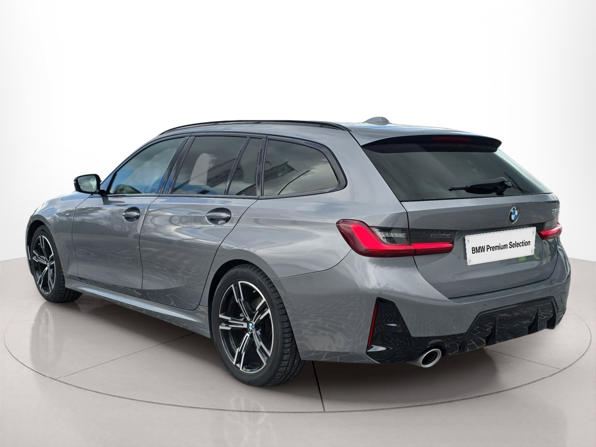 BMW Série 3 320d Touring color Gris. Año 2023. 140KW(190CV). Diesel. En concesionario MCoutinho Bomcar Coimbra de Coimbra