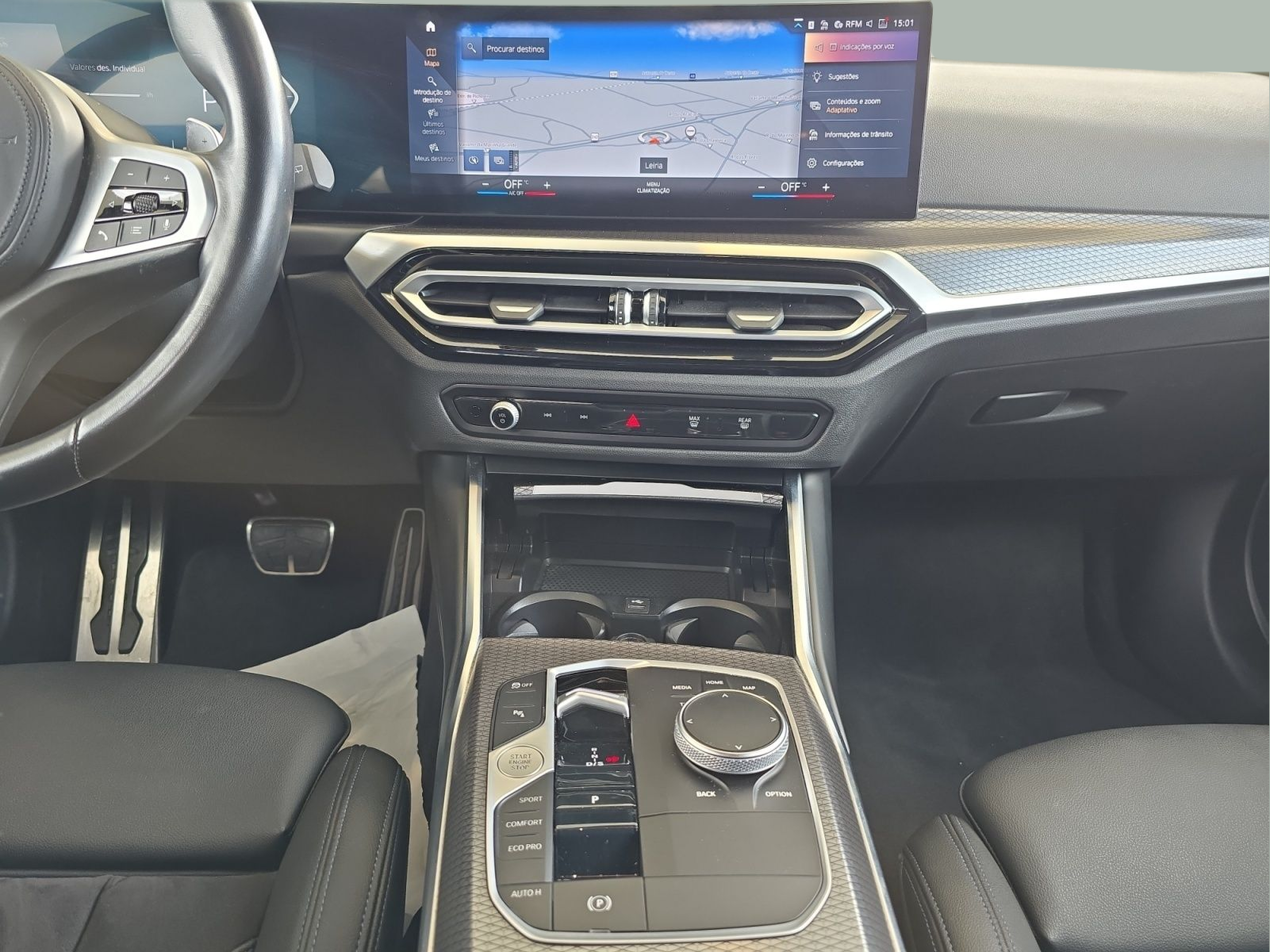 BMW Série 3 320d Touring color Negro. Año 2023. 140KW(190CV). Diesel. En concesionario MCoutinho Bomcar Leiria de Leiria