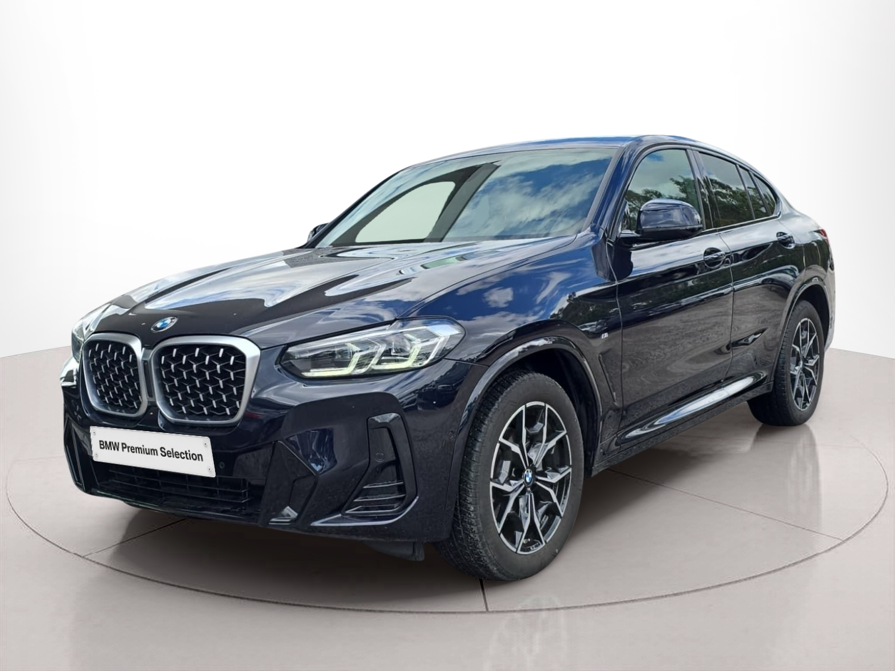 Fotos de BMW X4 xDrive20d color Negro. Año 2024. 140KW(190CV). Diesel. En concesionario MCoutinho Bomcar Leiria de Leiria