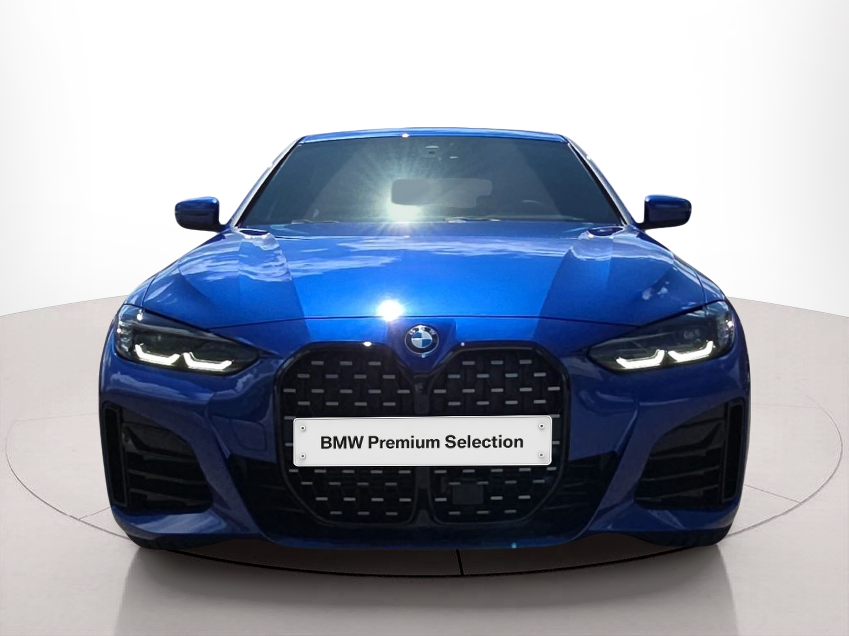Fotos de BMW Série 4 420d Berlina color Azul. Año 2023. 140KW(190CV). Diesel. En concesionario MCoutinho Bomcar Leiria de Leiria