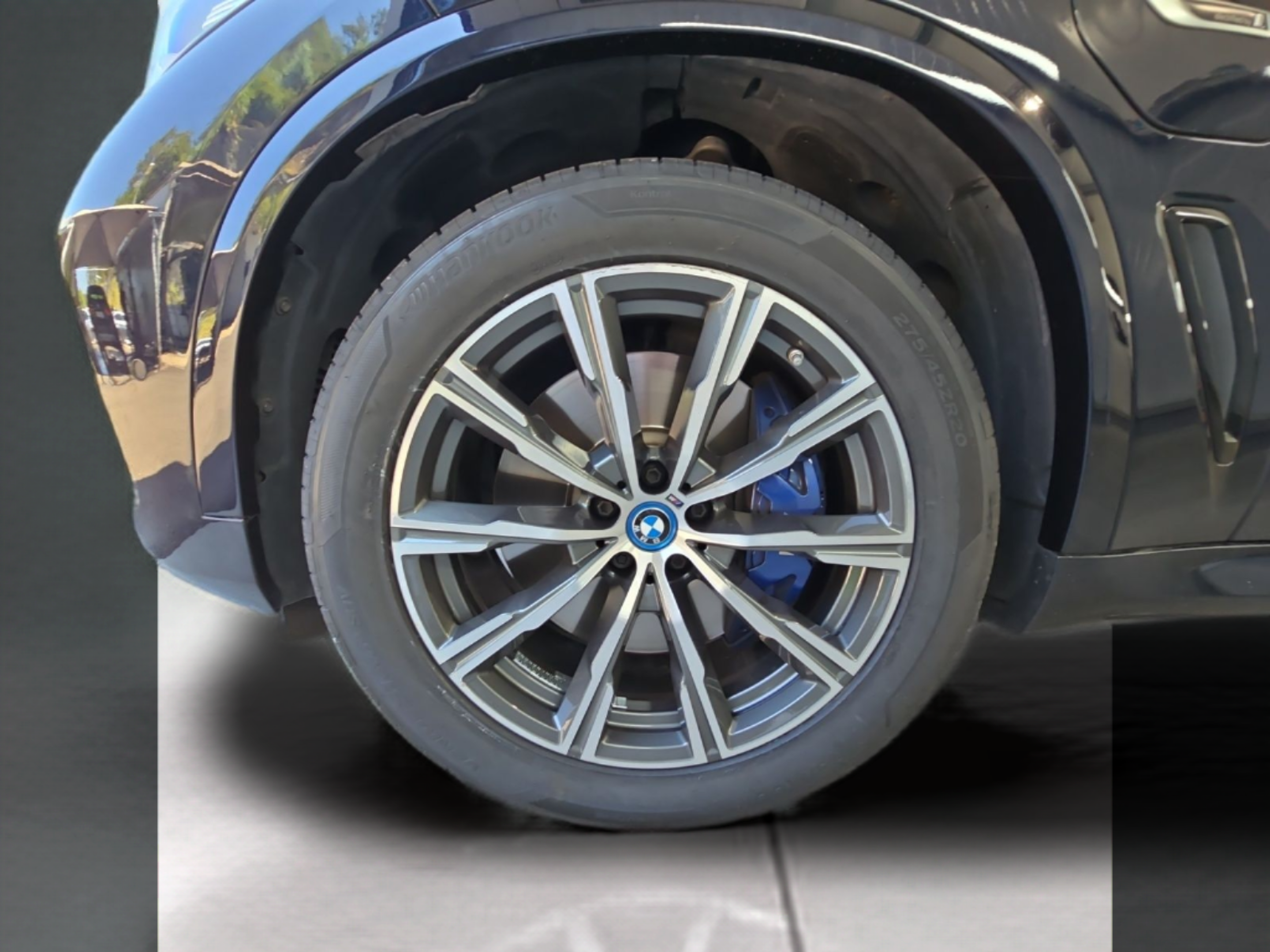 BMW X5 xDrive45e color Negro. Año 2022. 290KW(394CV). Elétrico / Gasolina Híbrido. En concesionario MCoutinho Bomcar Coimbra de Coimbra