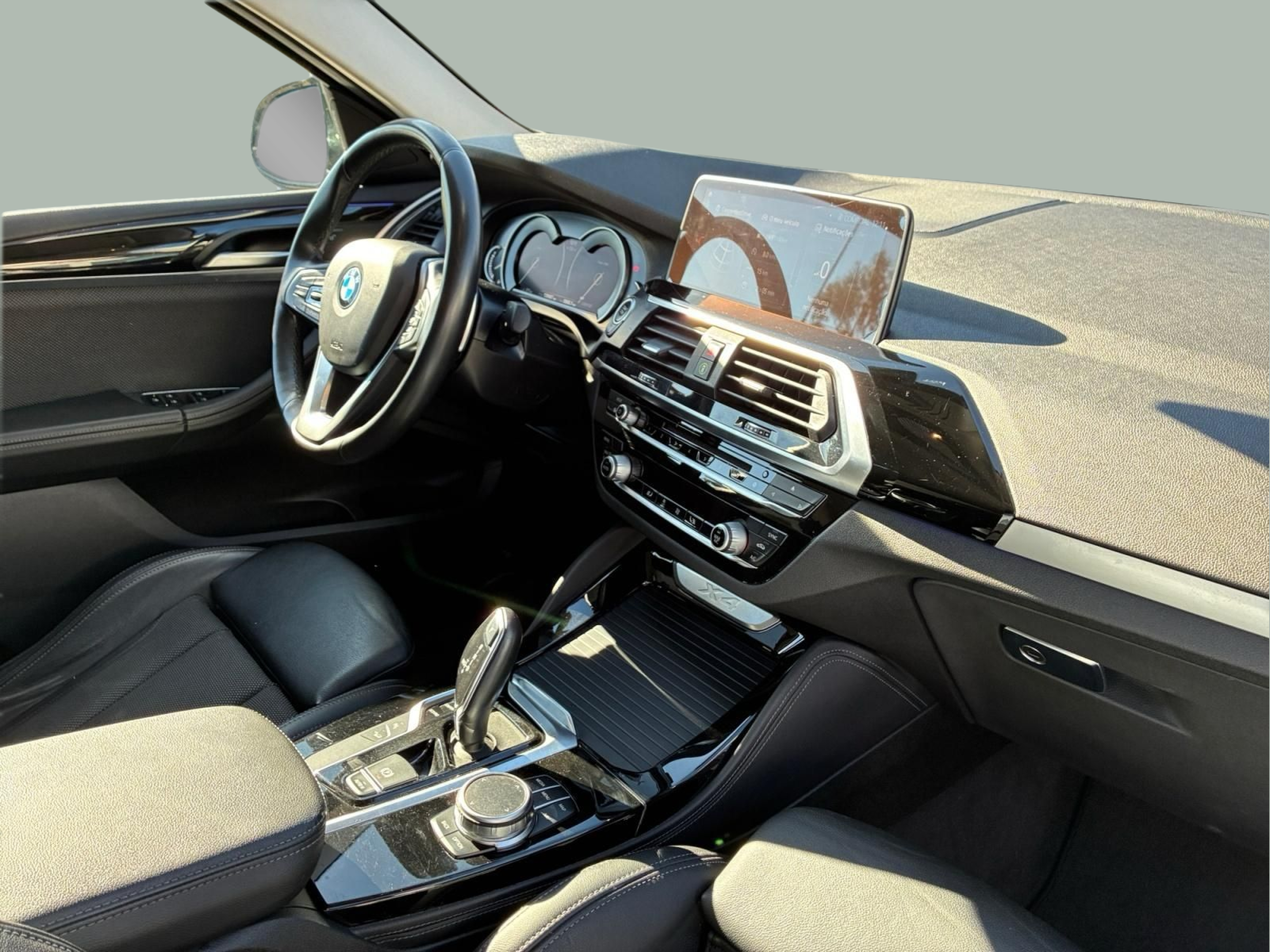 BMW X4 xDrive20d color Negro. Año 2020. 140KW(190CV). Diesel. En concesionario MCoutinho - Viseu de Viseu