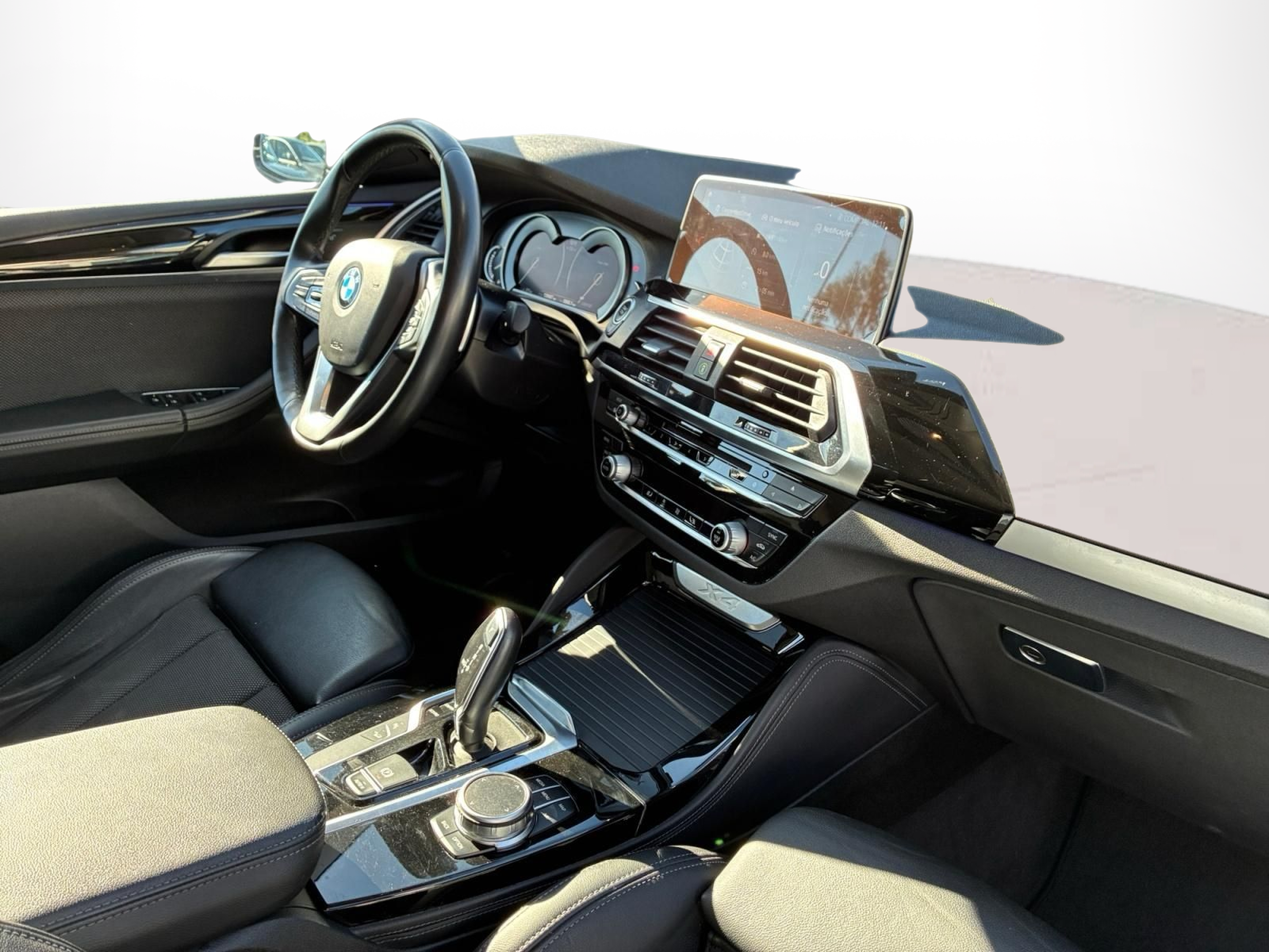 BMW X4 xDrive20d color Negro. Año 2020. 140KW(190CV). Diesel. En concesionario MCoutinho - Viseu de Viseu