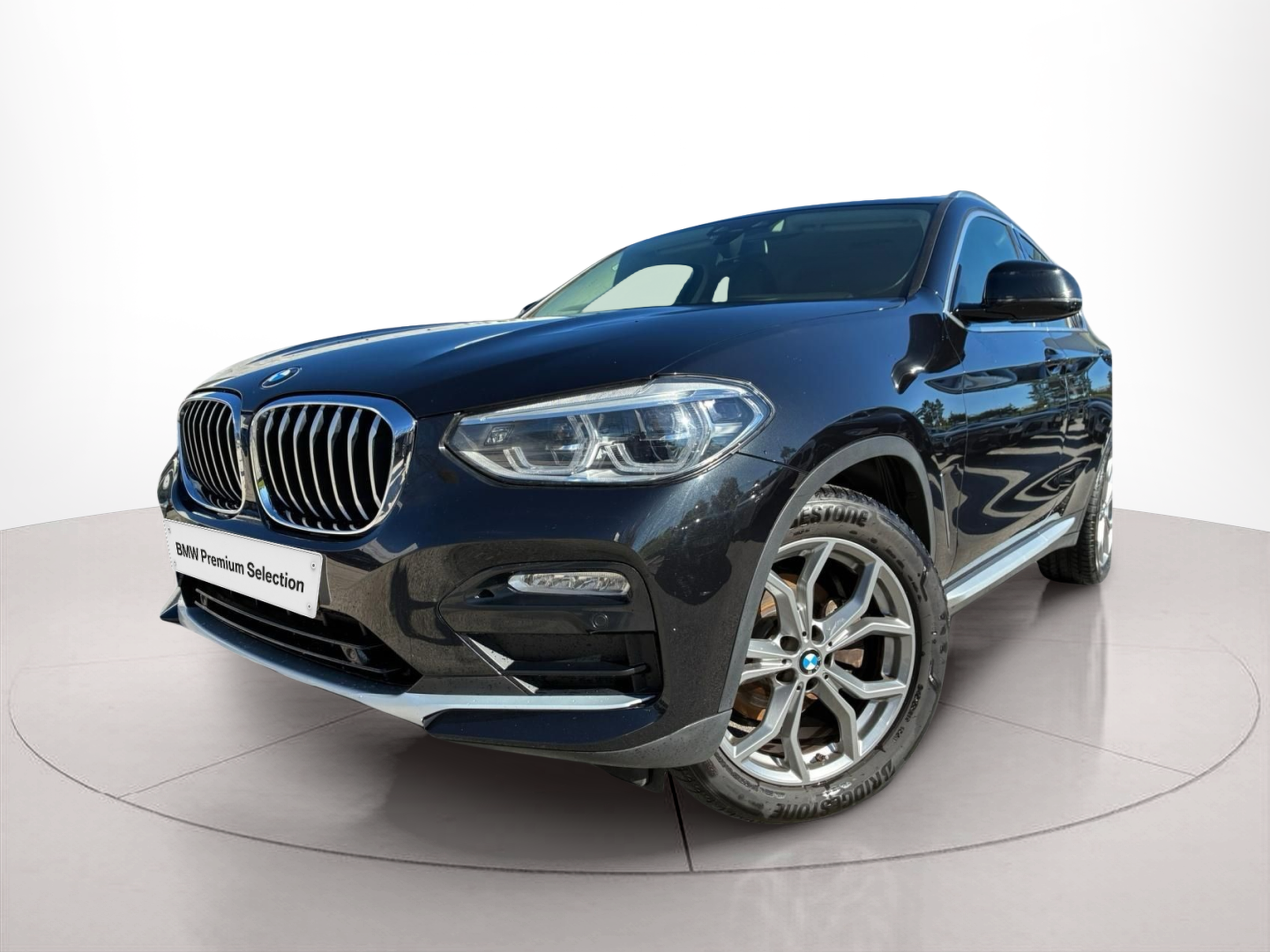 BMW X4 xDrive20d color Negro. Año 2020. 140KW(190CV). Diesel. En concesionario MCoutinho - Viseu de Viseu