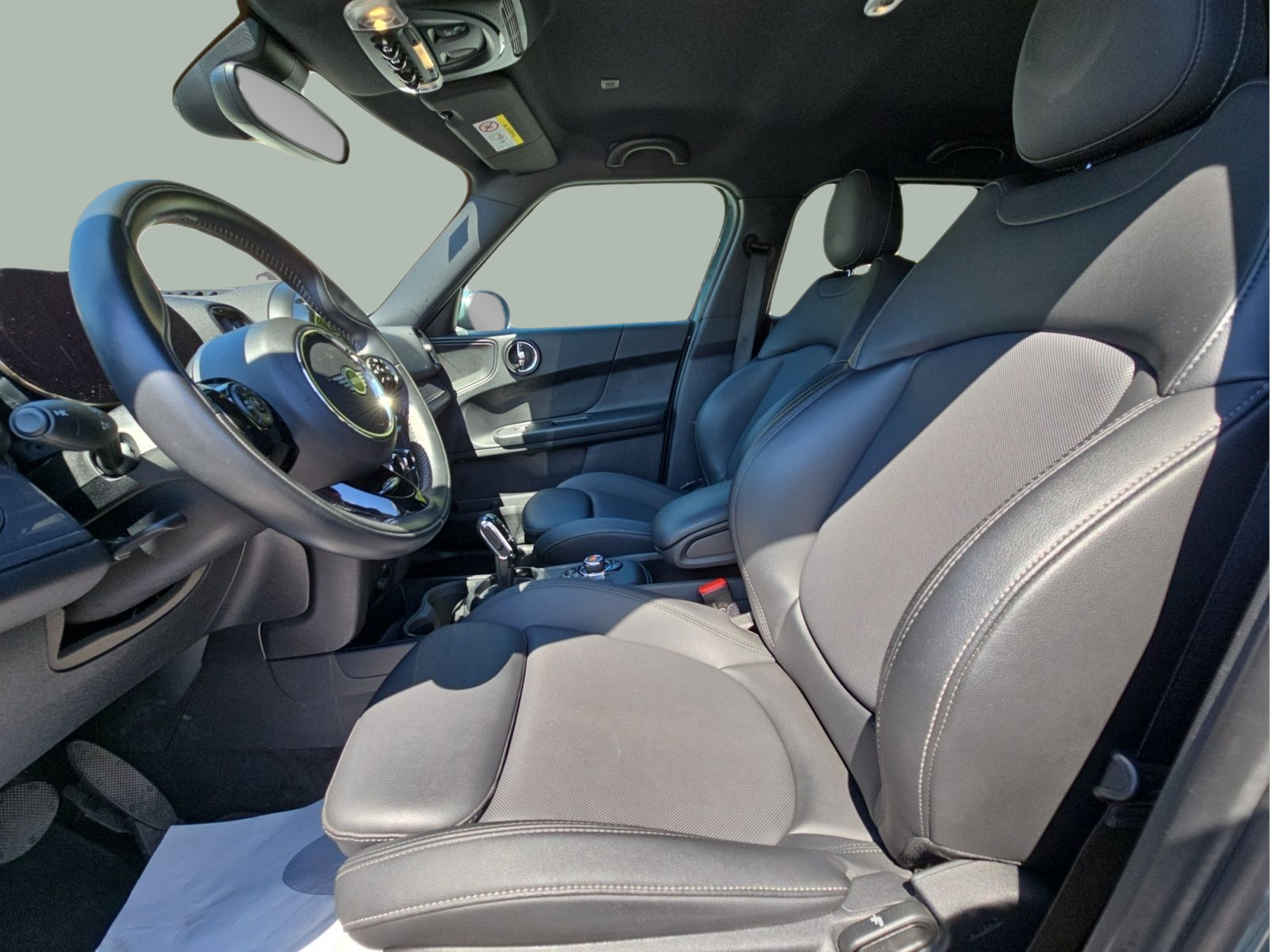 fotoG 12 del MINI MINI Countryman One D 85 kW (116 CV) 116cv Diesel de 2020 em Bragança