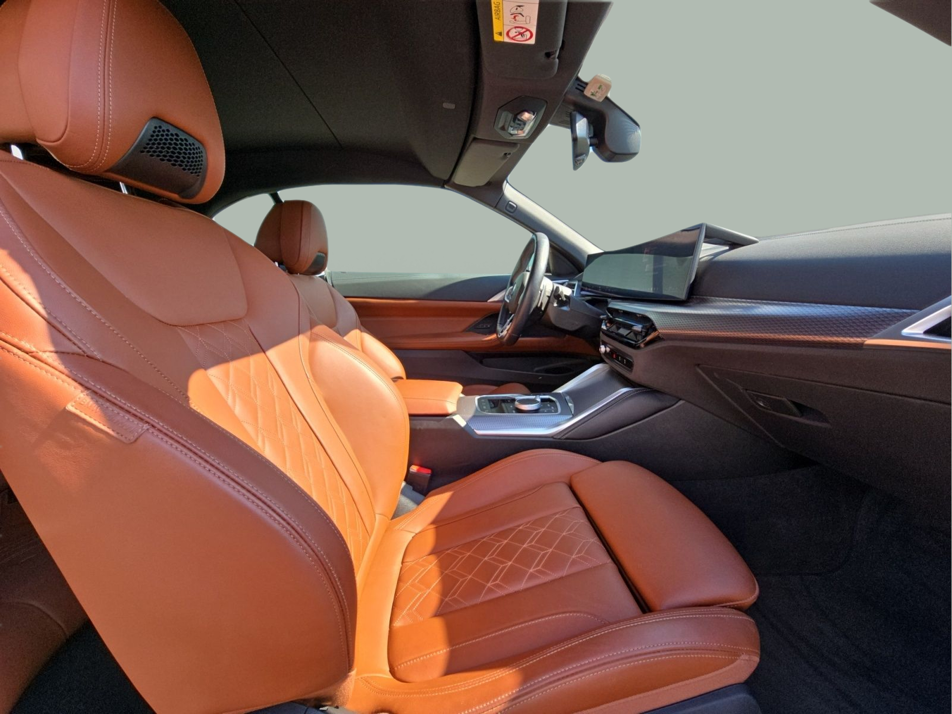 BMW Série 4 430d Cabrio color Negro. Año 2024. 210KW(286CV). Diesel. En concesionario MCoutinho Bomcar Leiria de Leiria