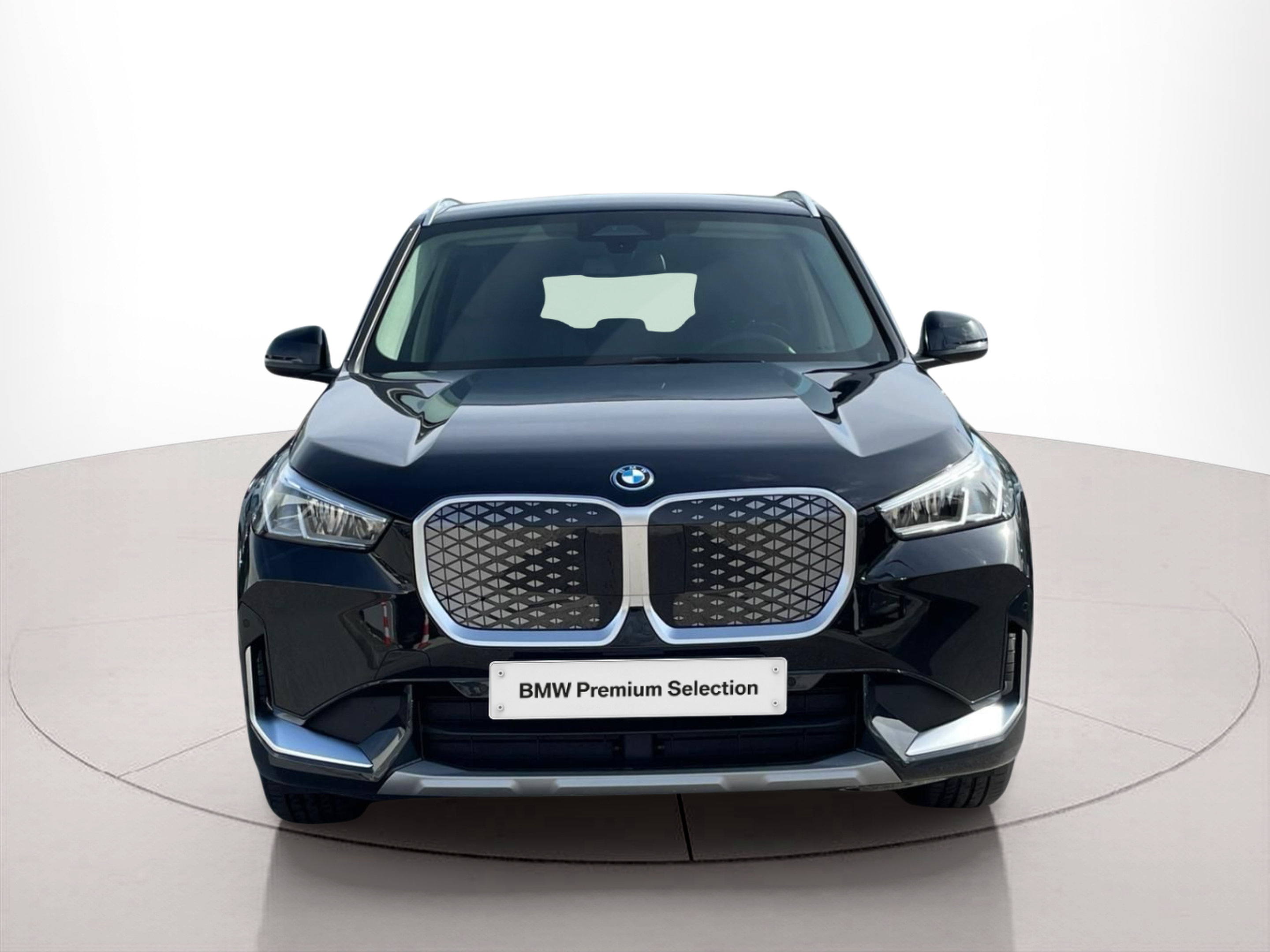 Fotos de BMW iX1 eDrive20 color Negro. Año 2025. 150KW(204CV). Elétrico. En concesionario MCoutinho - Viseu de Viseu