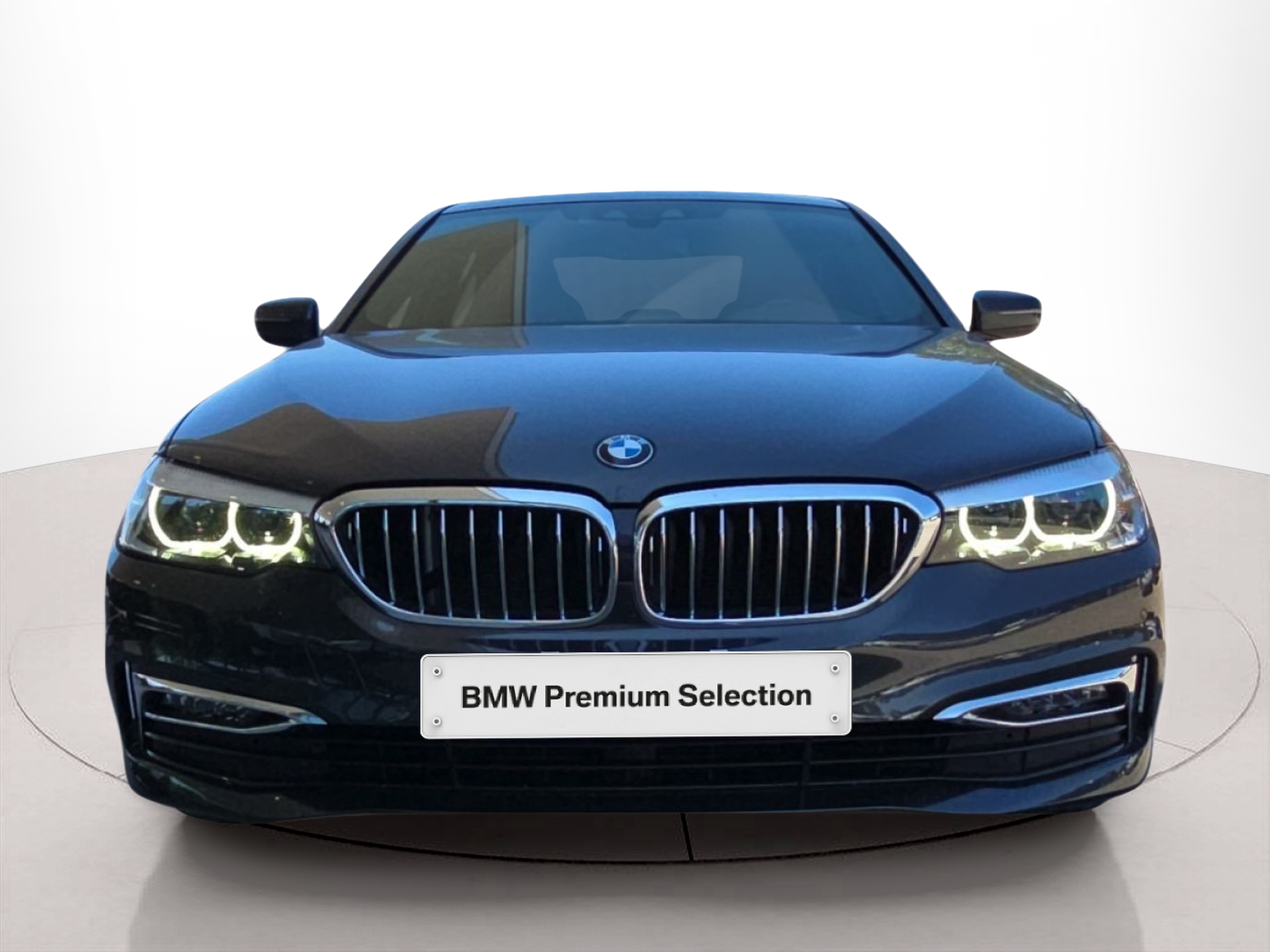 Fotos de BMW Série 5 520d Berlina color Gris. Año 2019. 140KW(190CV). Diesel. En concesionario MCoutinho Bomcar Leiria de Leiria