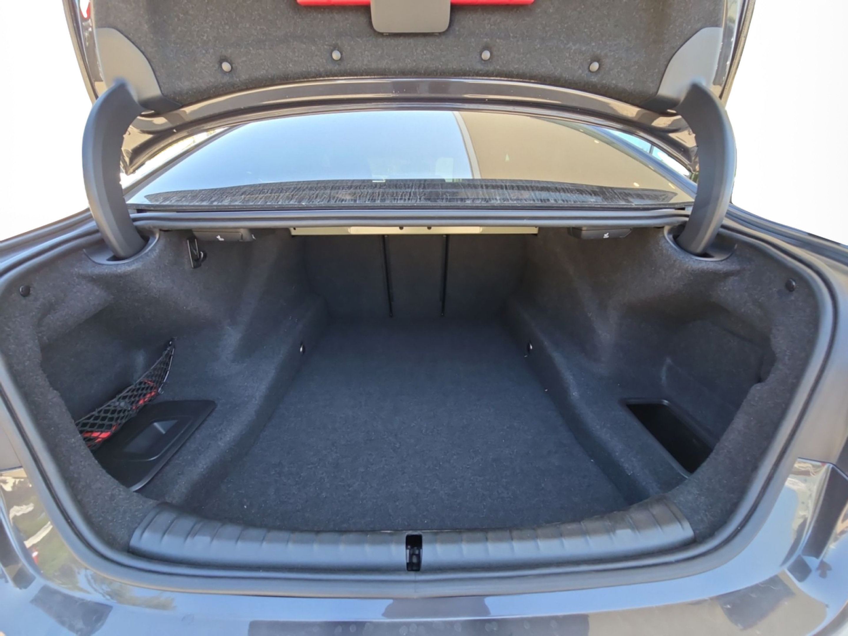 BMW Série 5 520d Berlina color Gris. Año 2019. 140KW(190CV). Diesel. En concesionario MCoutinho Bomcar Leiria de Leiria