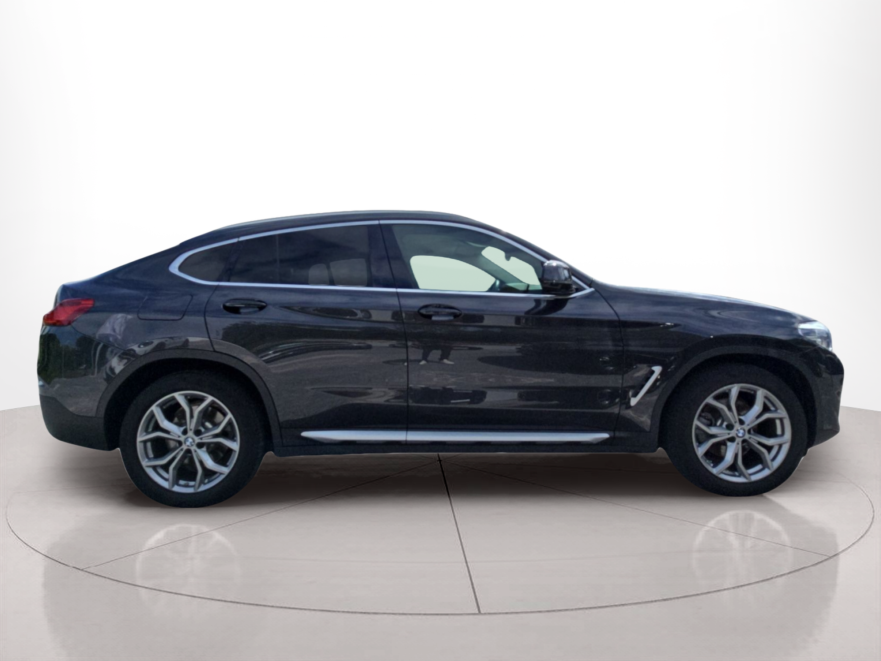 BMW X4 xDrive20d color Gris. Año 2019. 140KW(190CV). Diesel. En concesionario MCoutinho Bomcar Coimbra de Coimbra