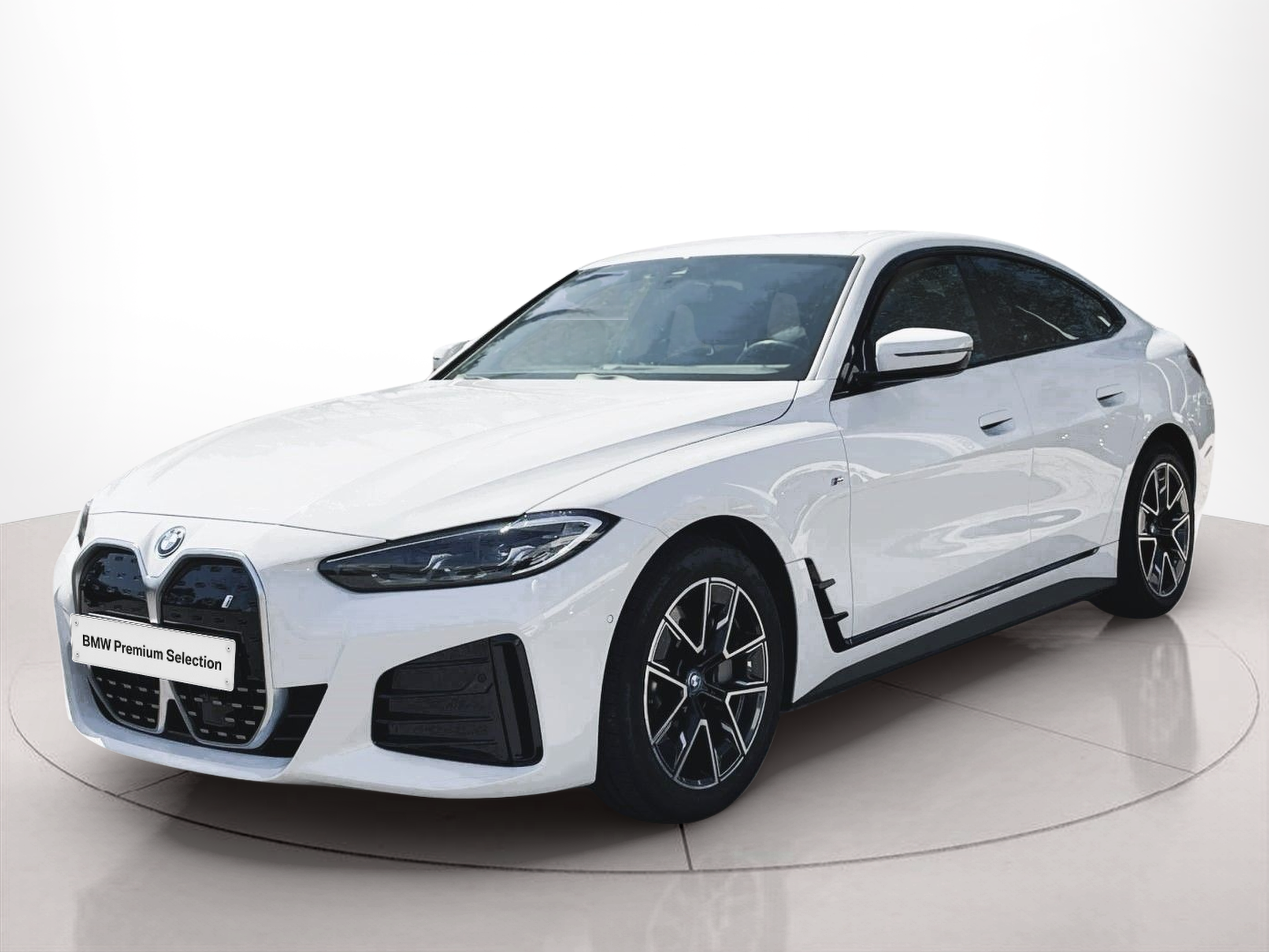 Fotos de BMW i4 i4 eDrive35 color Blanco. Año 2023. 210KW(286CV). Elétrico. En concesionario MCoutinho - Viseu de Viseu