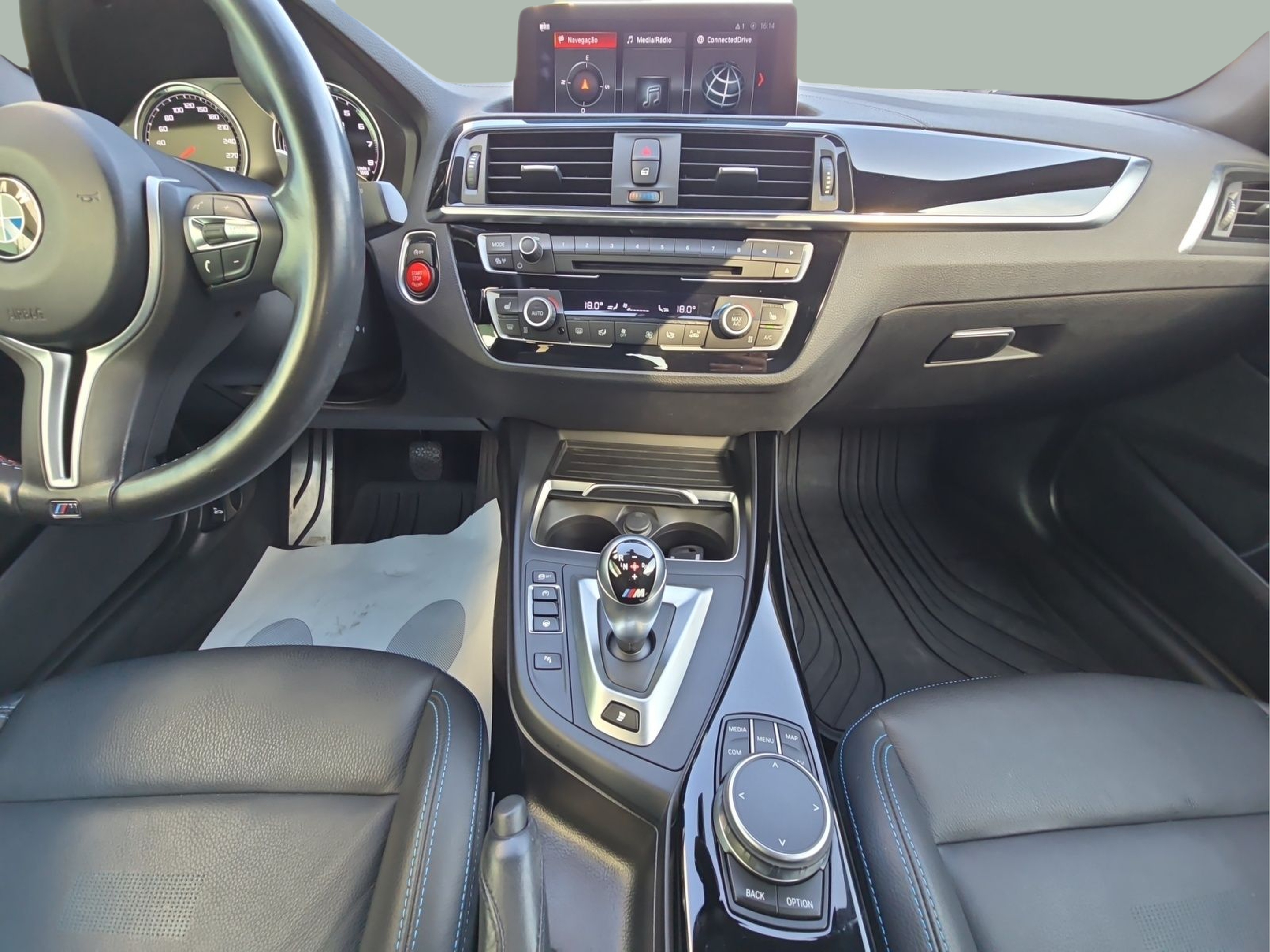 BMW M M2 Competition Coupé color Blanco. Año 2019. 302KW(410CV). Gasolina. En concesionario MCoutinho Bomcar Leiria de Leiria
