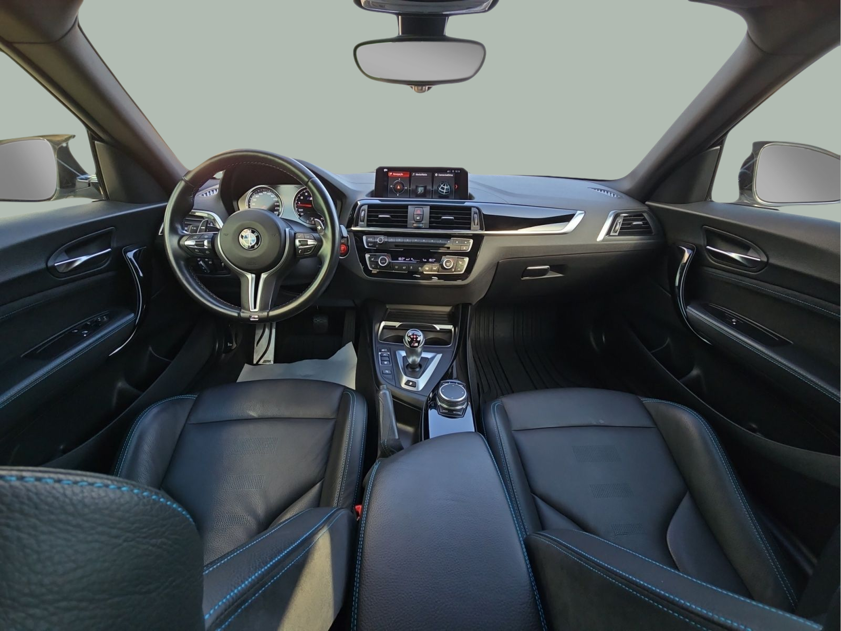 BMW M M2 Competition Coupé color Blanco. Año 2019. 302KW(410CV). Gasolina. En concesionario MCoutinho Bomcar Leiria de Leiria