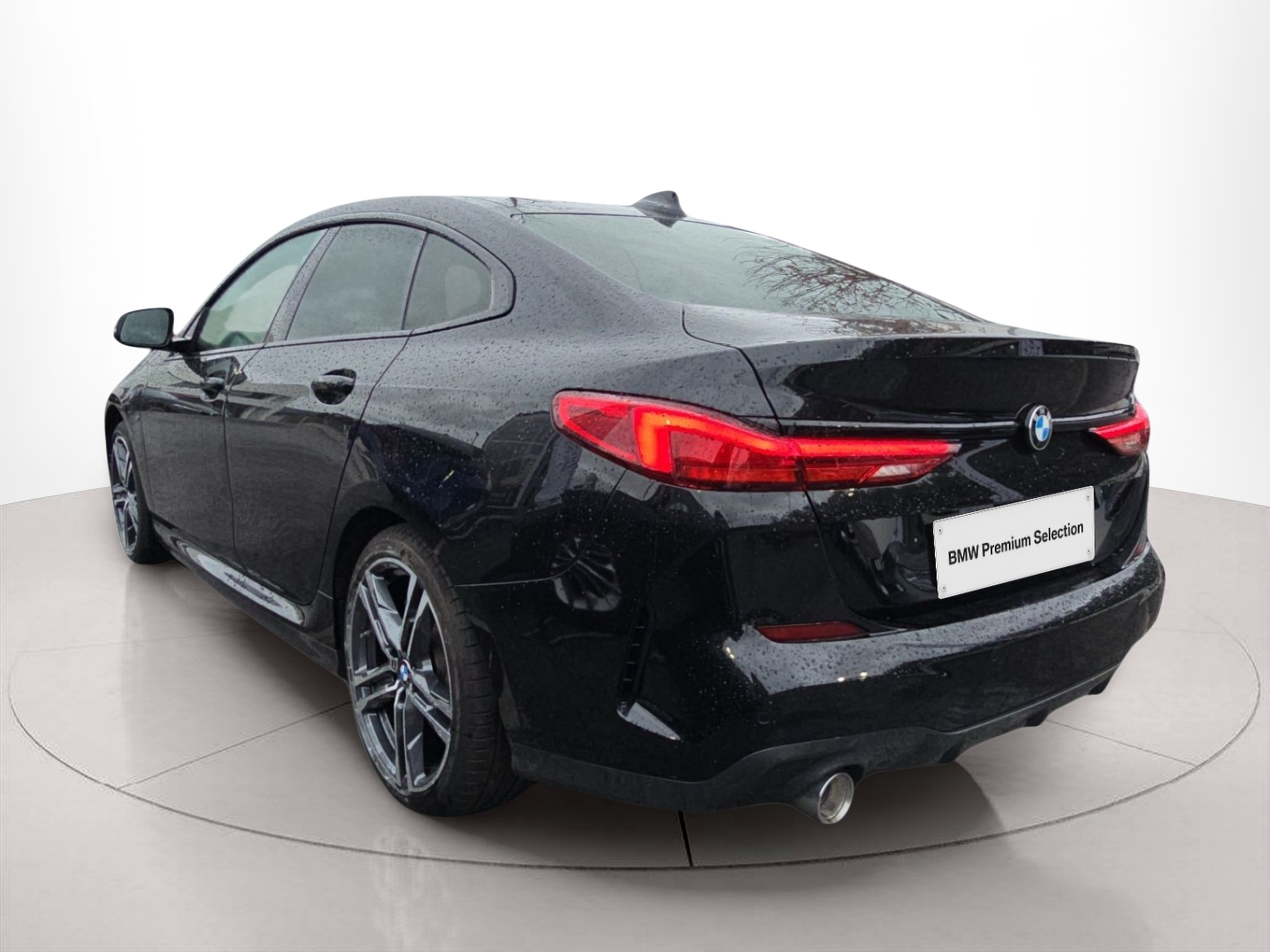 BMW Série 2 216d Gran Coupe color Negro. Año 2024. 85KW(116CV). Diesel. En concesionario MCoutinho Bomcar Coimbra de Coimbra