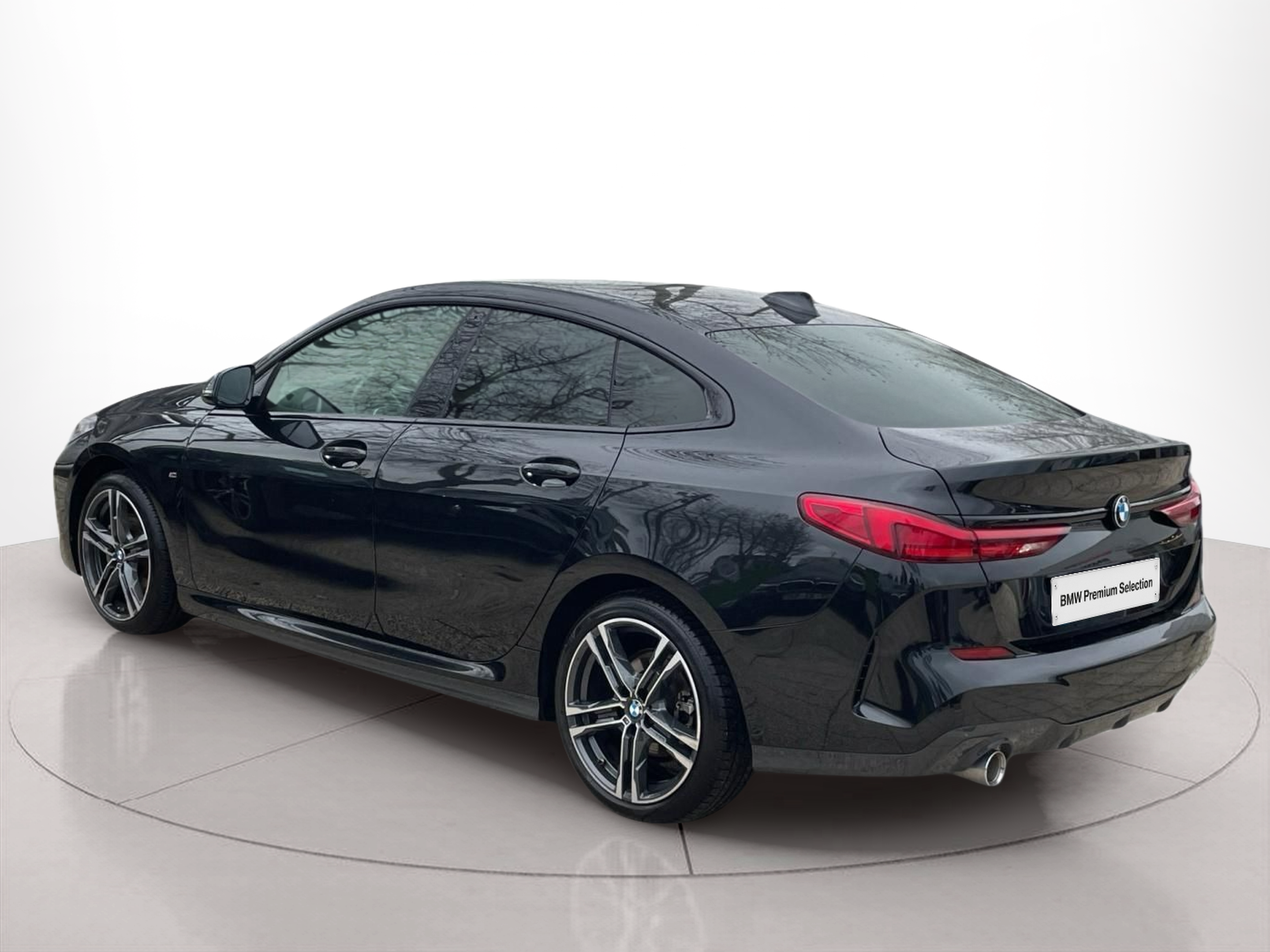 BMW Série 2 216d Gran Coupe color Negro. Año 2024. 85KW(116CV). Diesel. En concesionario MCoutinho - Viseu de Viseu