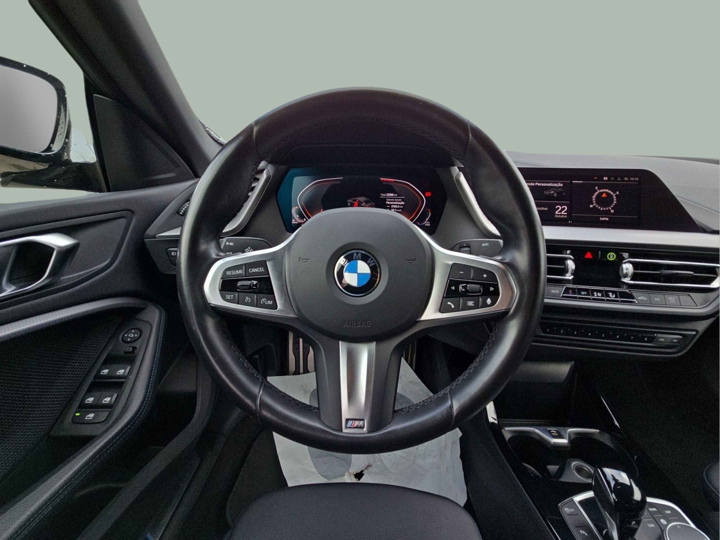 BMW Série 2 216d Gran Coupe color Negro. Año 2024. 85KW(116CV). Diesel. En concesionario MCoutinho Bomcar Leiria de Leiria