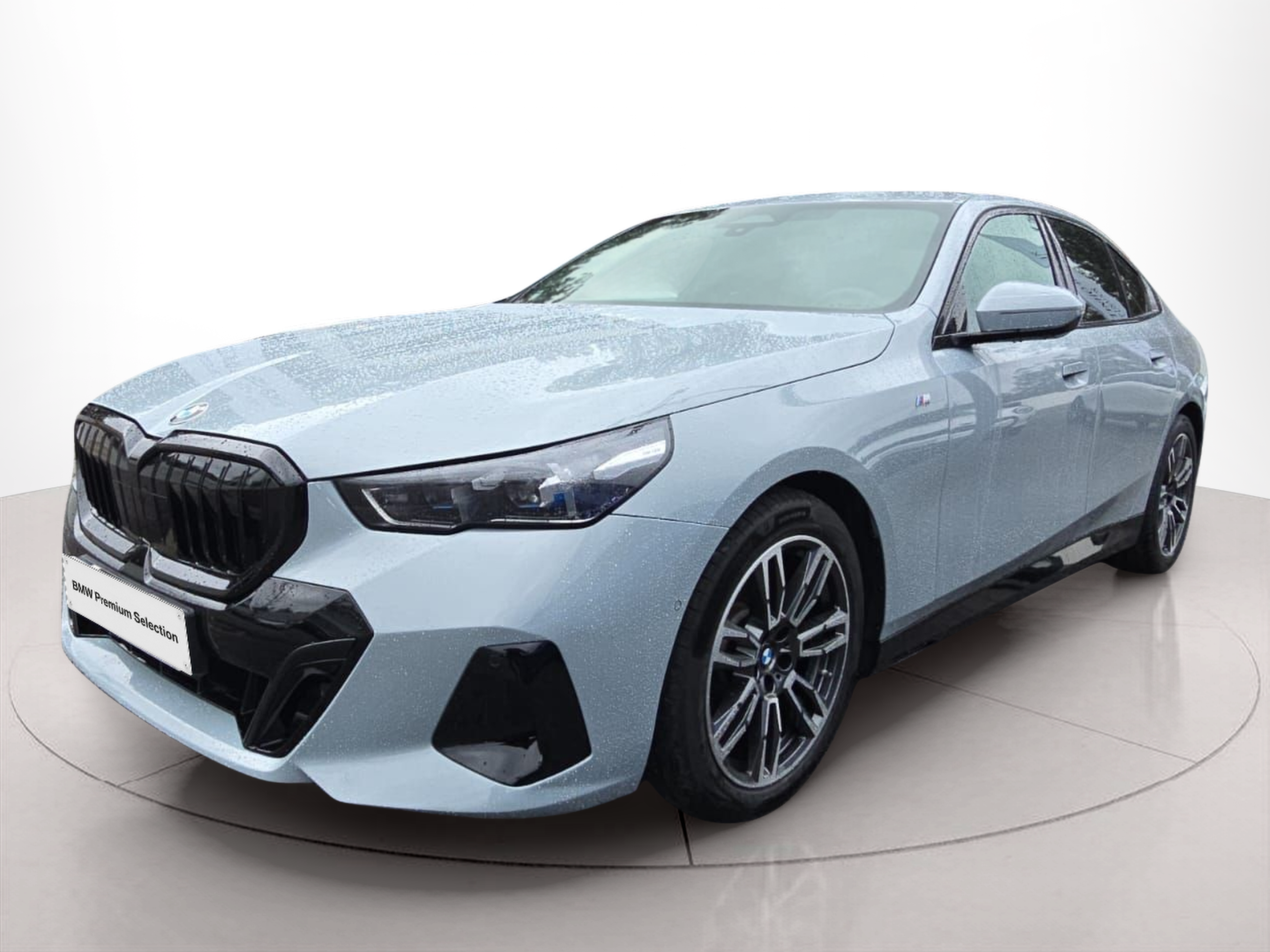 Fotos de BMW Série 5 520d Berlina color Gris. Año 2024. 145KW(197CV). Diesel. En concesionario MCoutinho Bomcar Coimbra de Coimbra