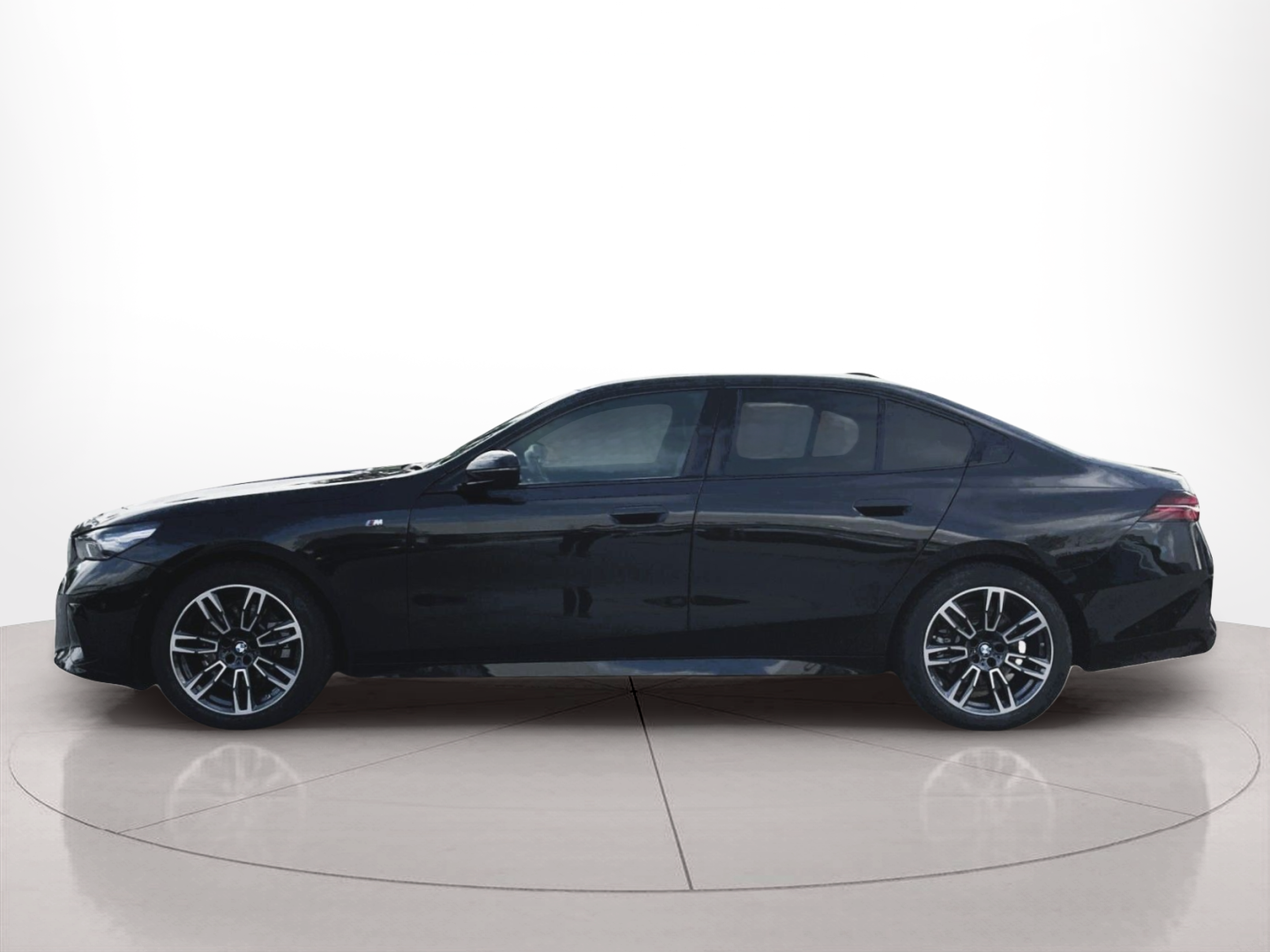 Fotos de BMW Série 5 520d Berlina color Negro. Año 2025. 145KW(197CV). Diesel. En concesionario MCoutinho Bomcar Leiria de Leiria